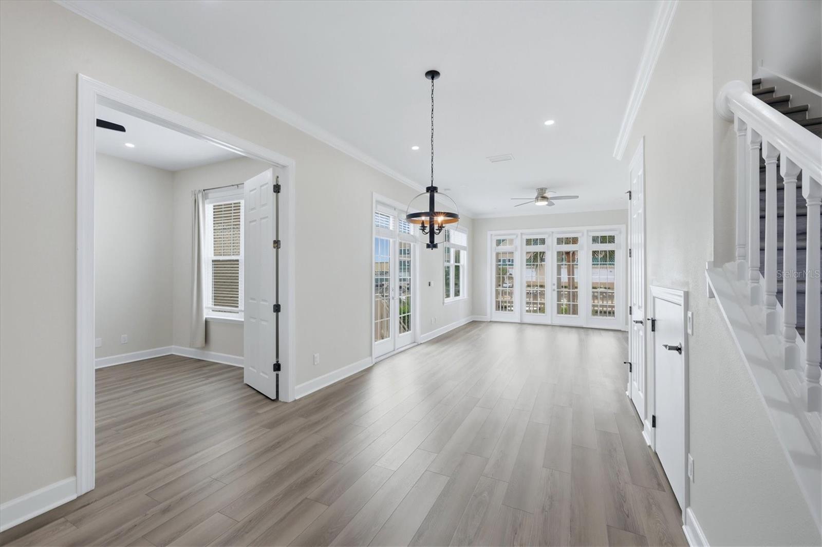 Open Floorplan!