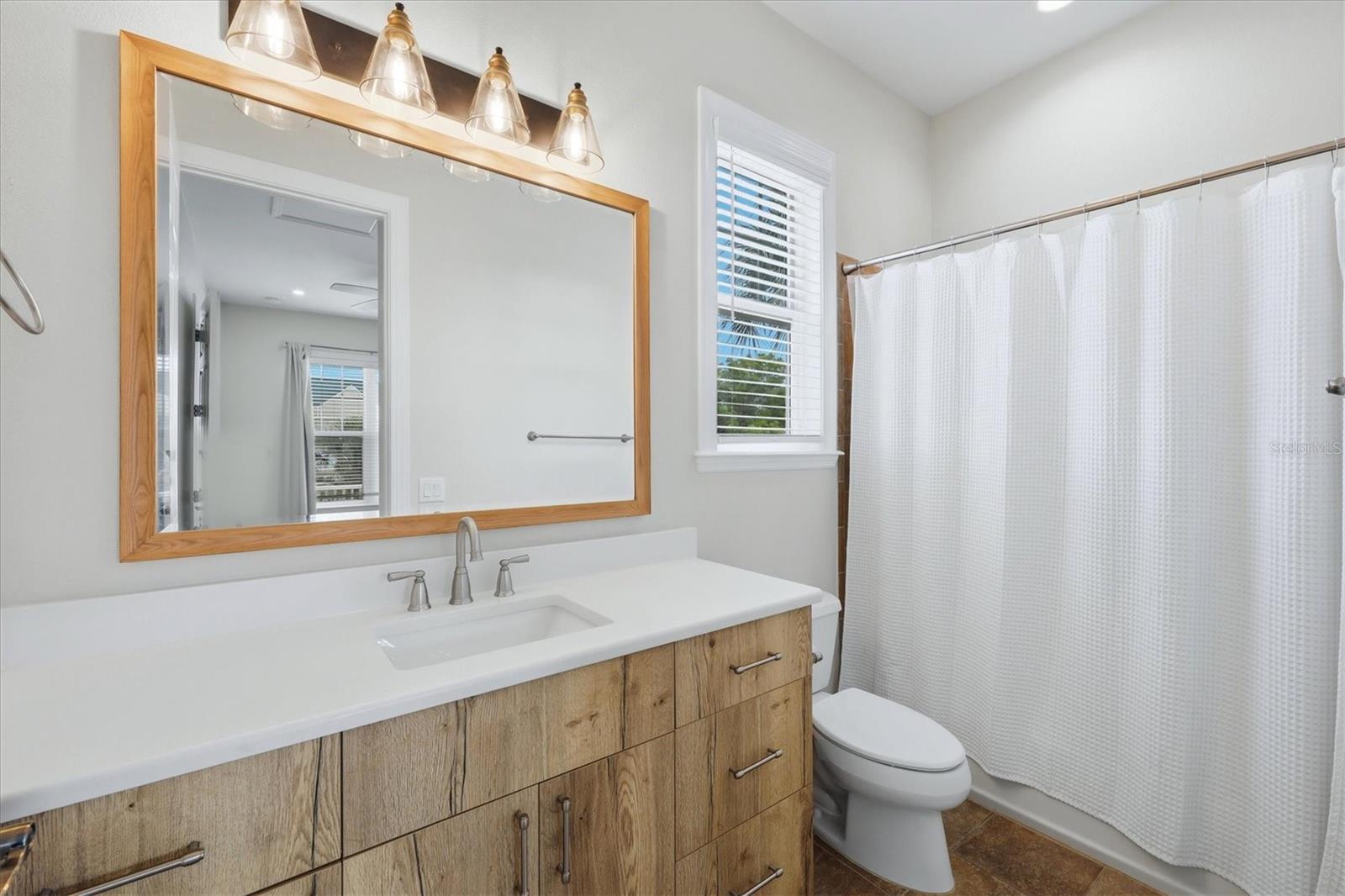 Guest Bath!