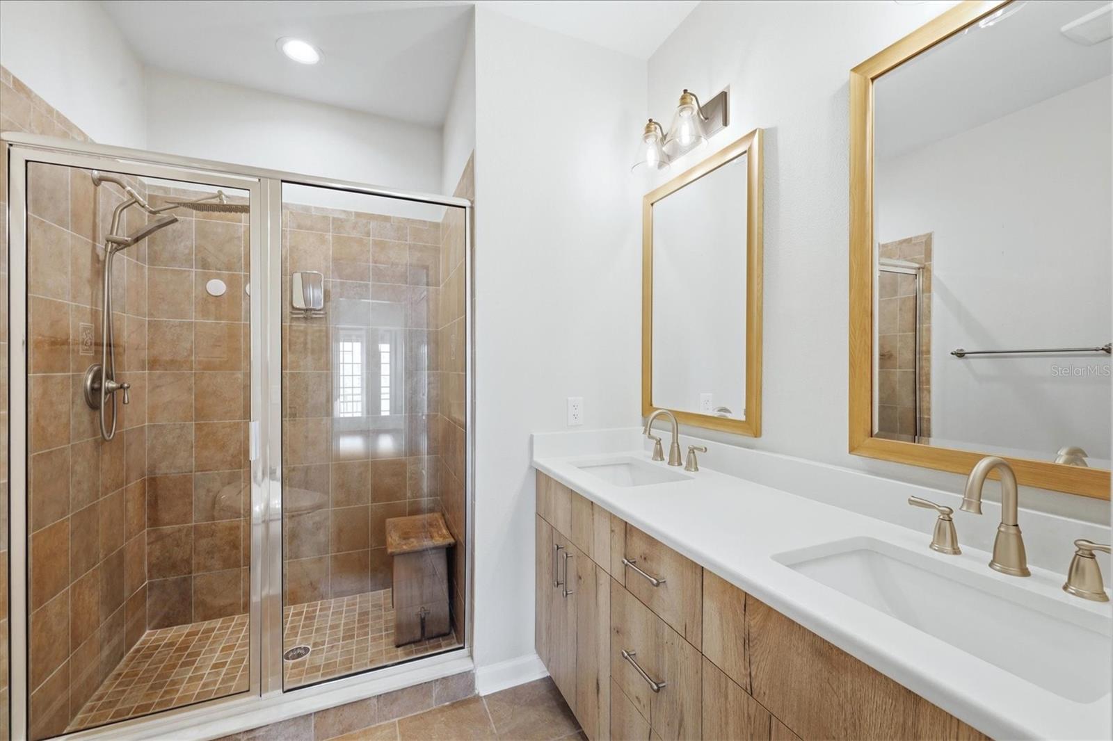 Master Bath with Dual Sinks!