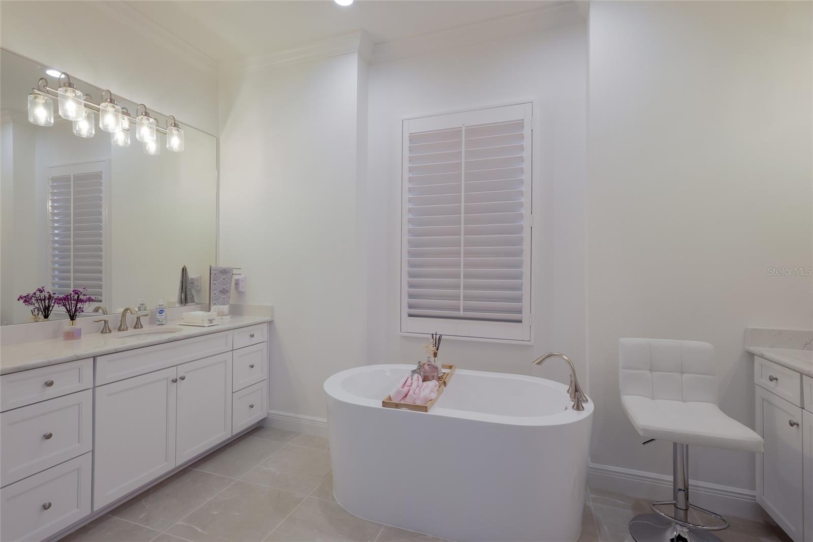 2493 Paradise Plum Dr, Sarasota, FL 34240 — photo 19 of 83