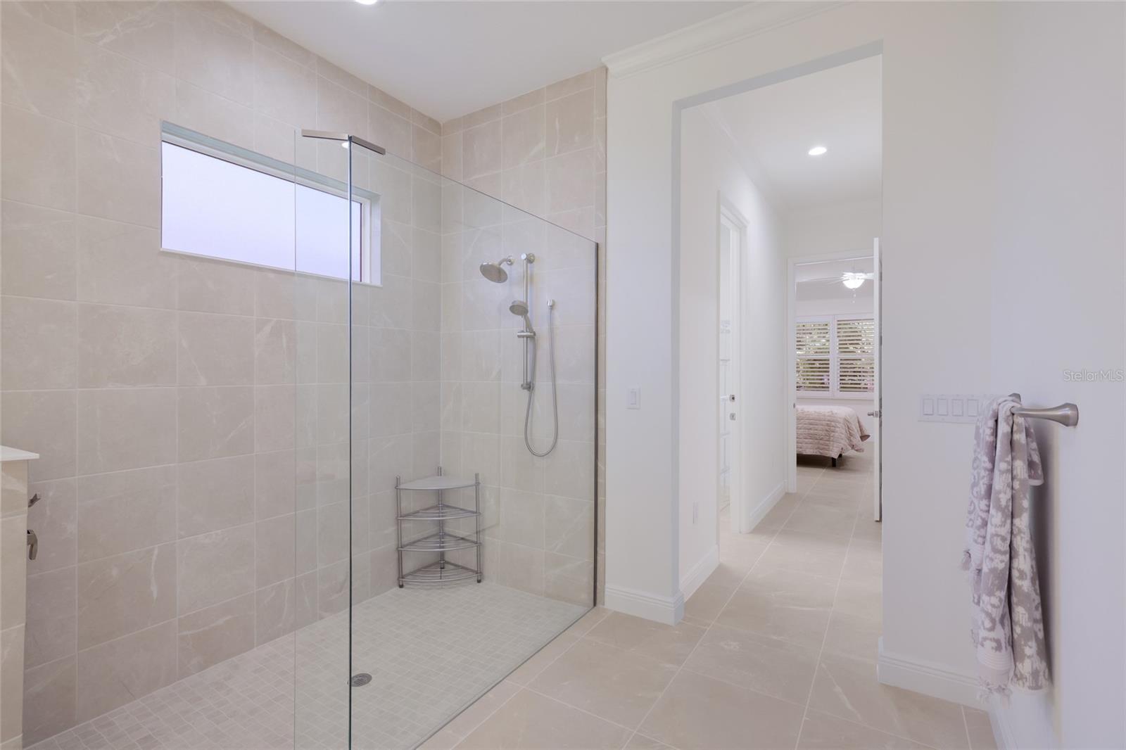 2493 Paradise Plum Dr, Sarasota, FL 34240 — photo 21 of 83