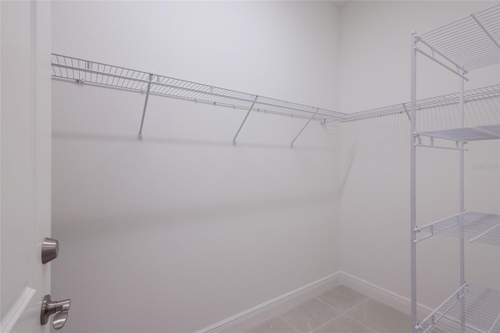 2493 Paradise Plum Dr, Sarasota, FL 34240 — photo 22 of 83