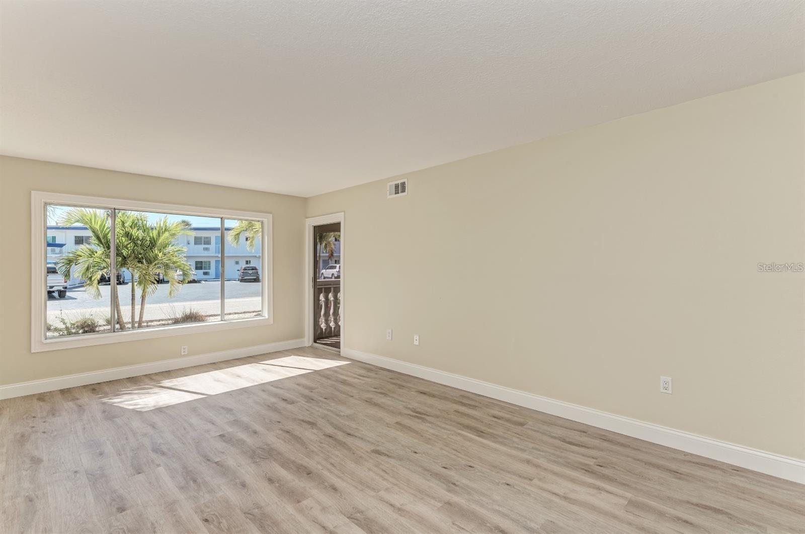 129 Tyler Dr #101, Sarasota, FL 34236 — photo 4 of 22