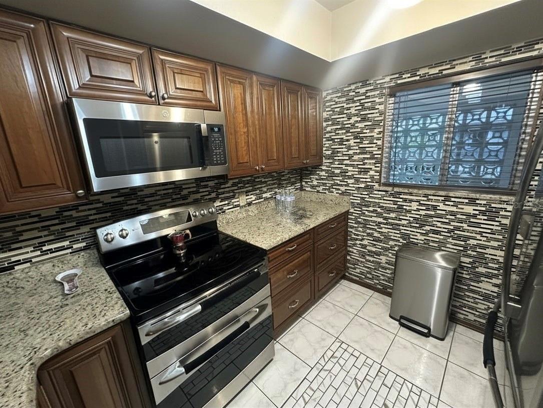 3606 Beneva Rd #504, Sarasota, FL 34232 — photo 14 of 28