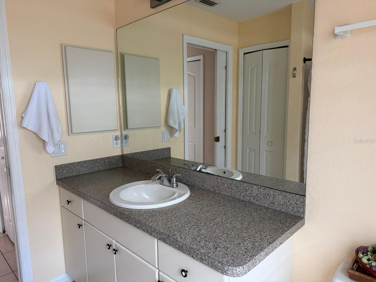 2204 Sparkle Ln, North Port, FL 34286 — photo 32 of 60
