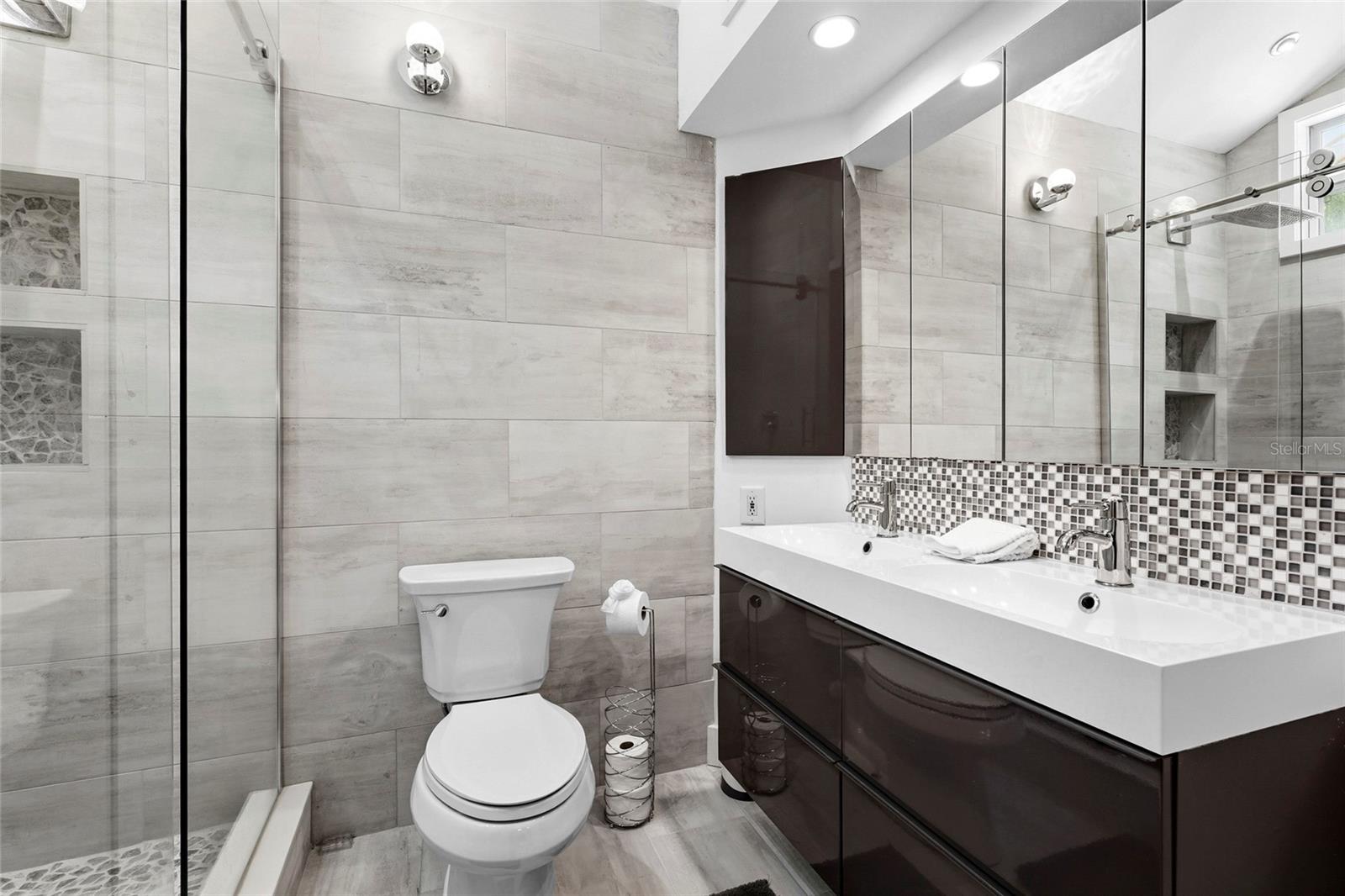 Primary Ensuite