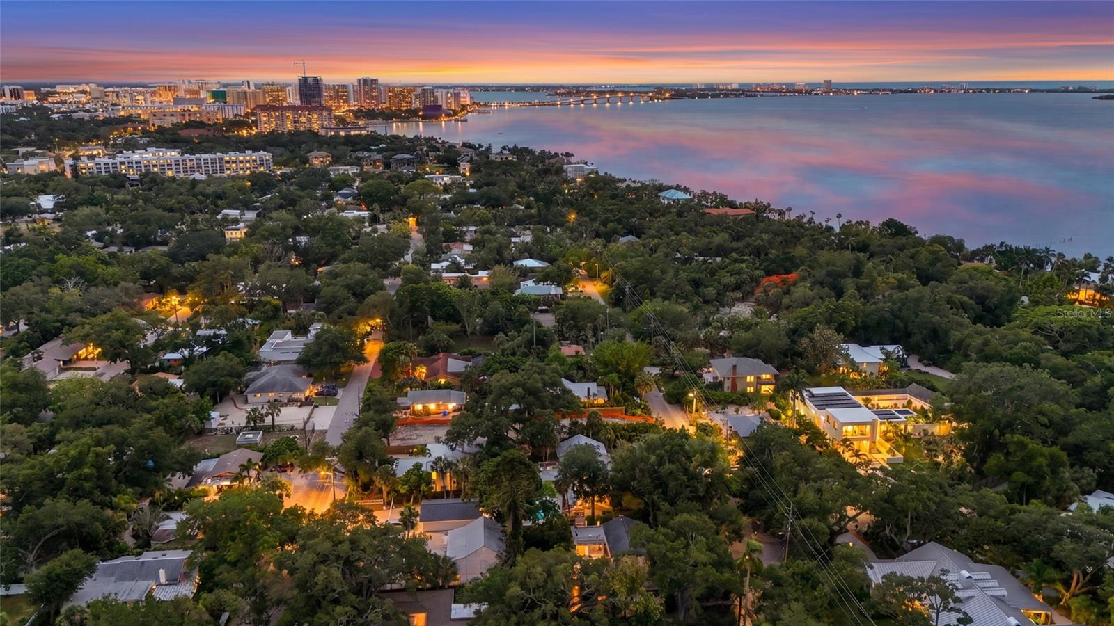 2480 Alameda Ave, Sarasota, FL 34234 — photo 15 of 68