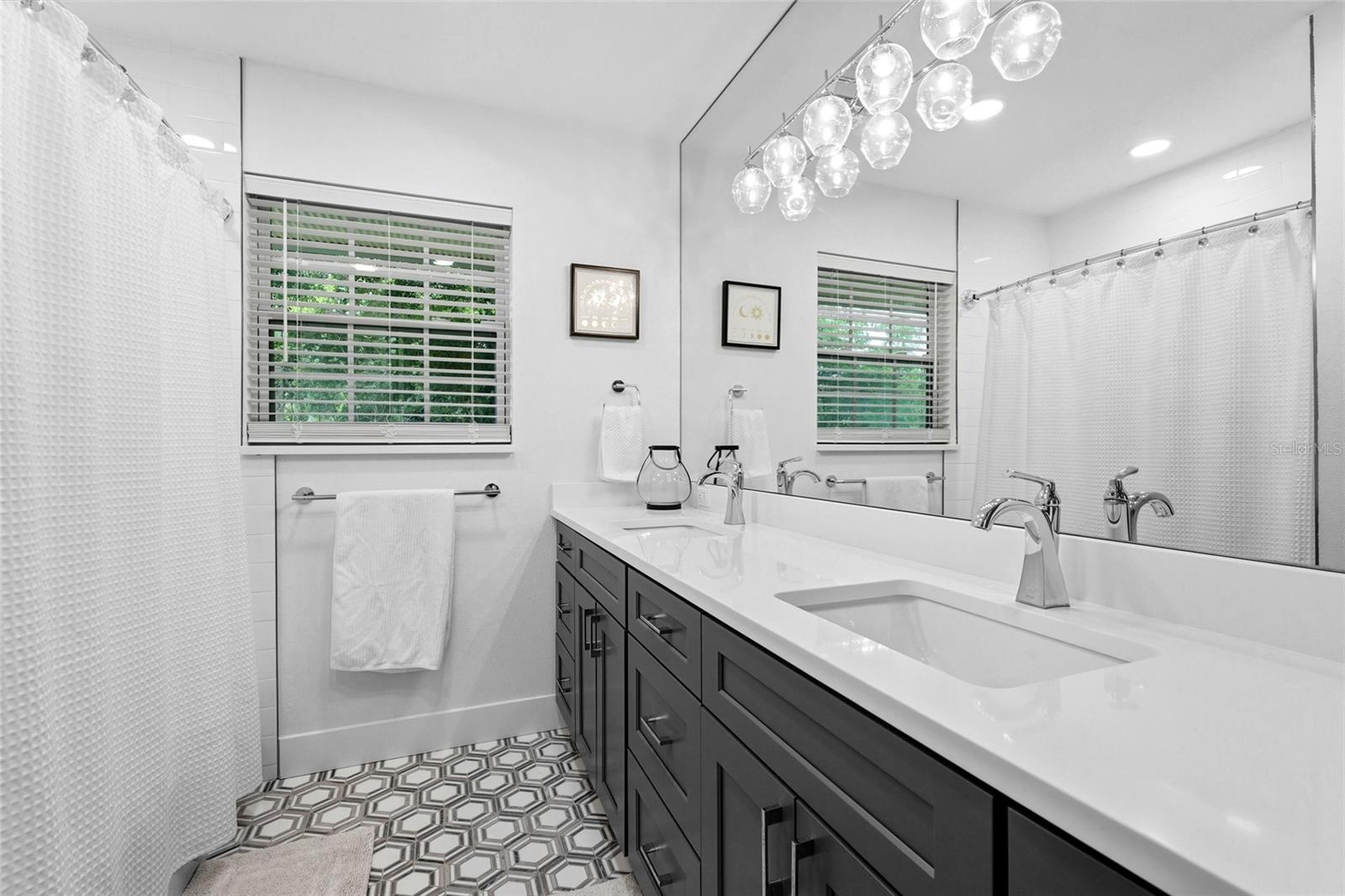 2480 Alameda Ave, Sarasota, FL 34234 — photo 33 of 68