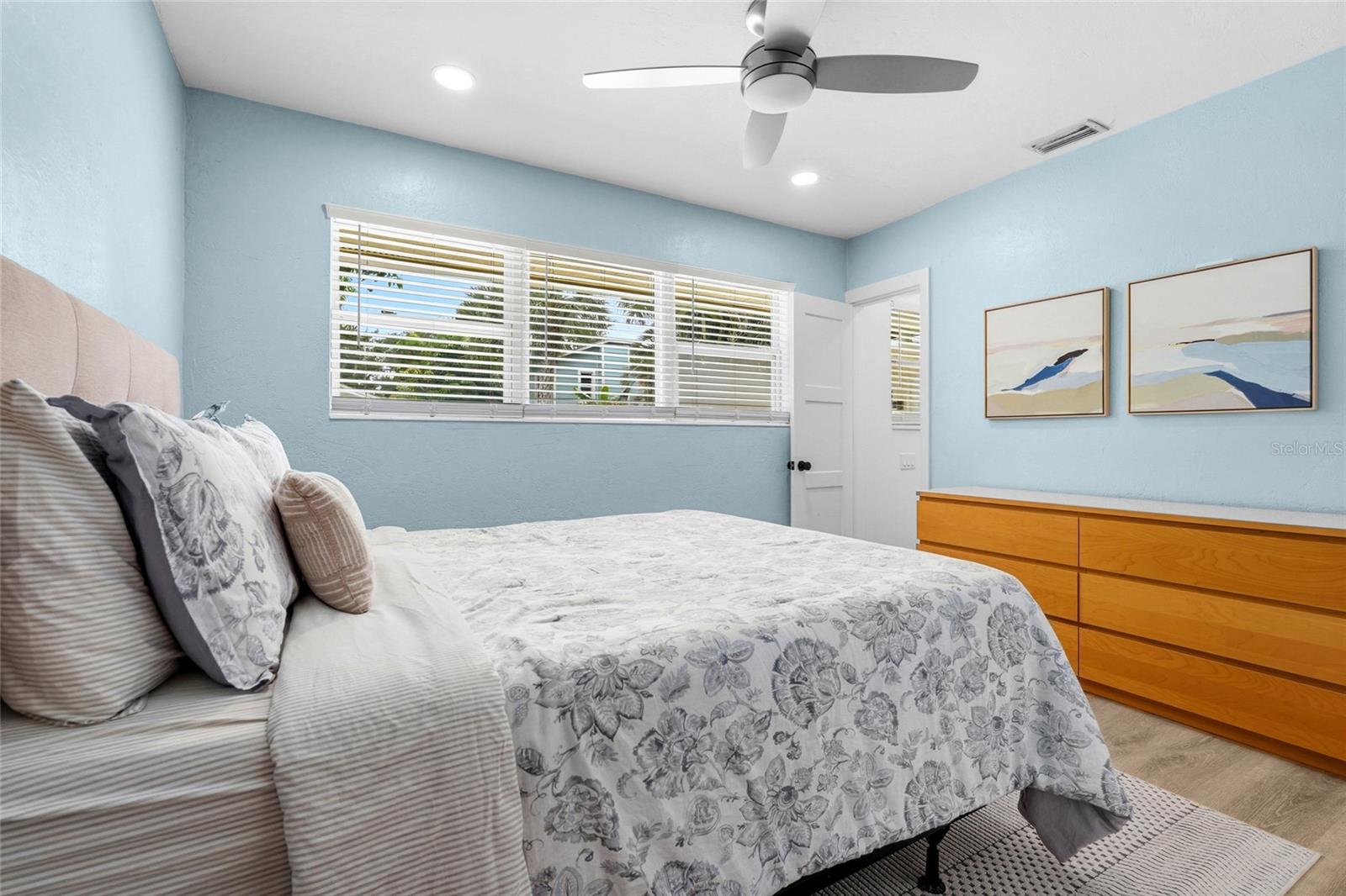 2480 Alameda Ave, Sarasota, FL 34234 — photo 38 of 68
