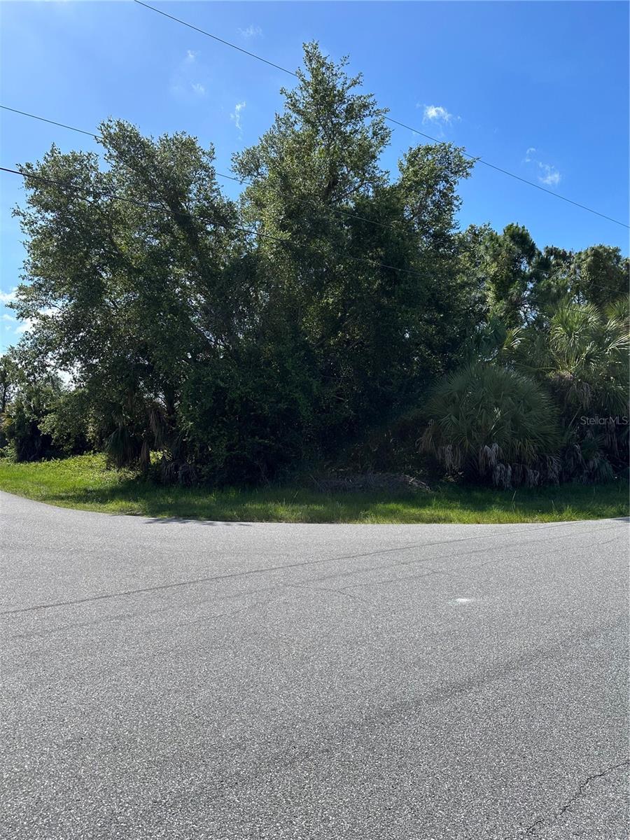 Clovelon St, North Port, FL 34291 · MLS# N6144588 — photo 1 of 1