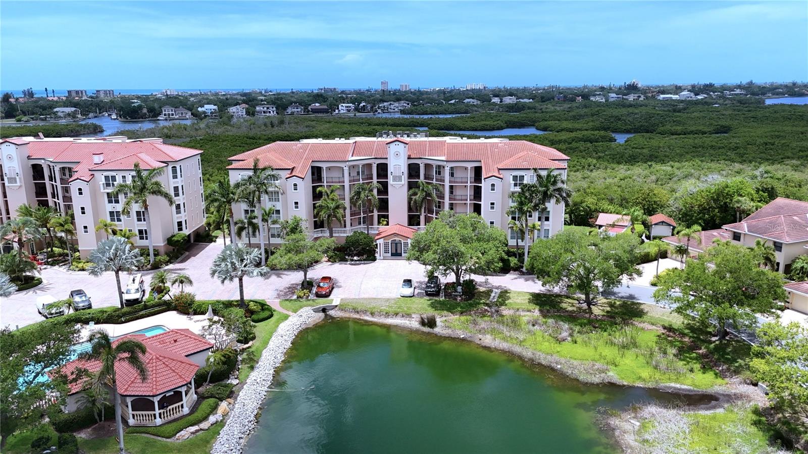 5420 Eagles Point Cir #406, Sarasota, FL 34231 — photo 1 of 25