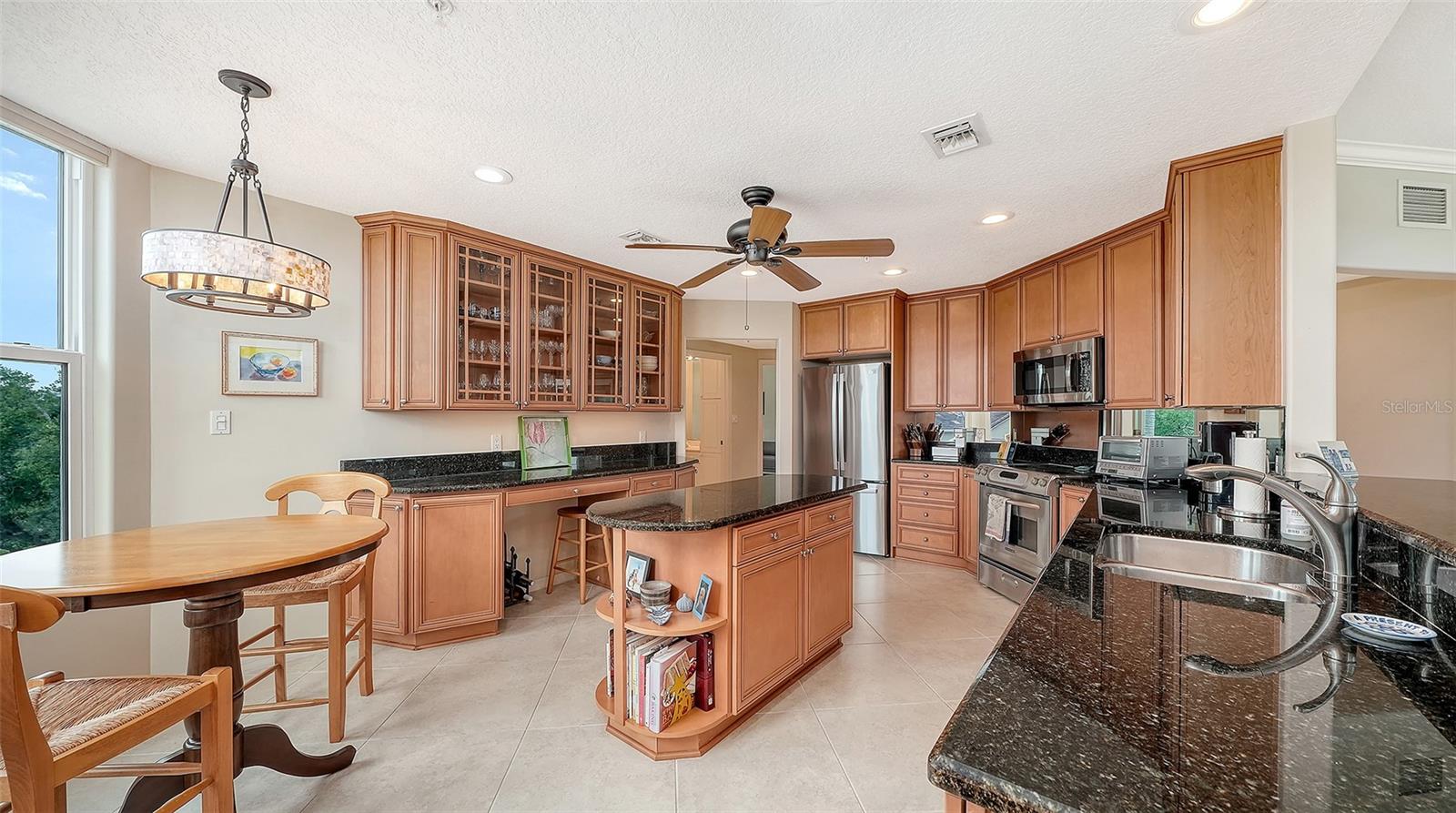 5420 Eagles Point Cir #206, Sarasota, FL 34231 — photo 8 of 25