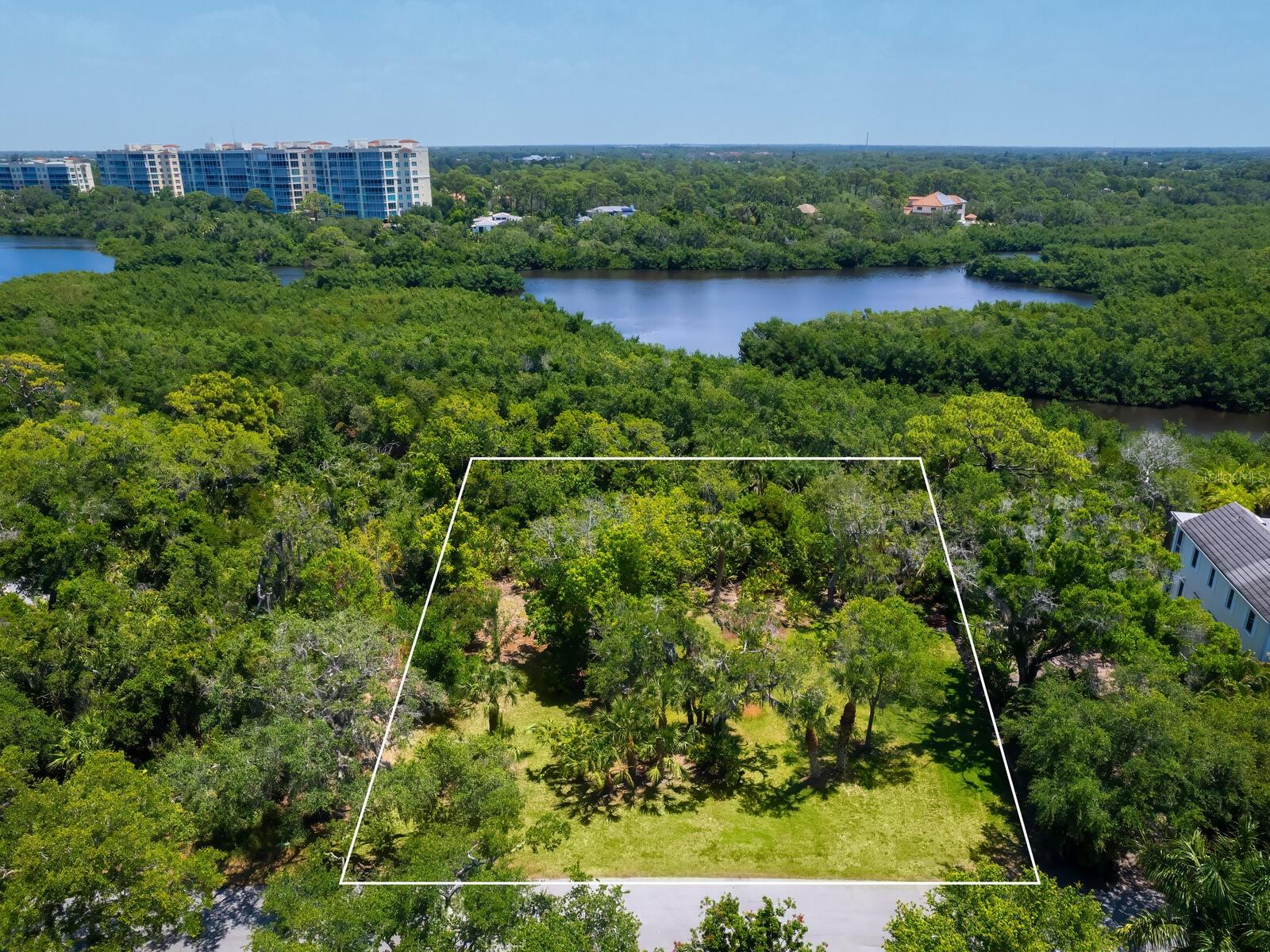 216 Osprey Point Dr
