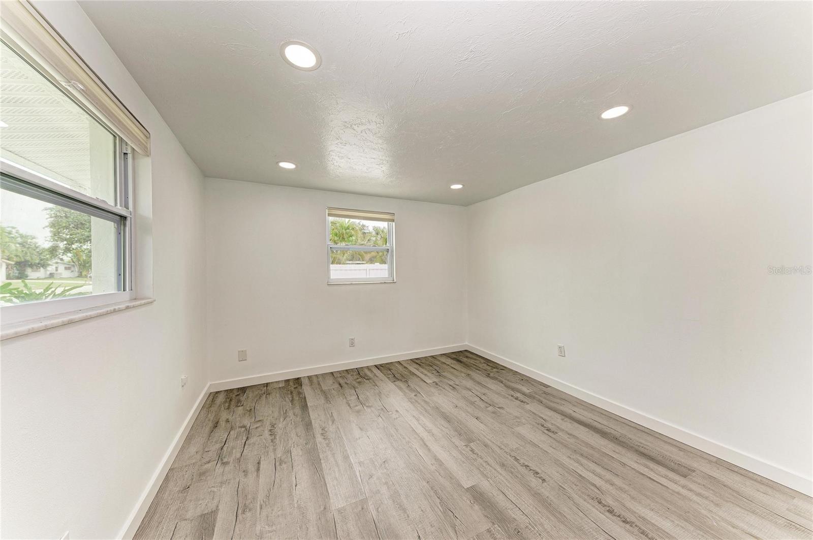 2714 Datura St, Sarasota, FL 34239 — photo 28 of 67