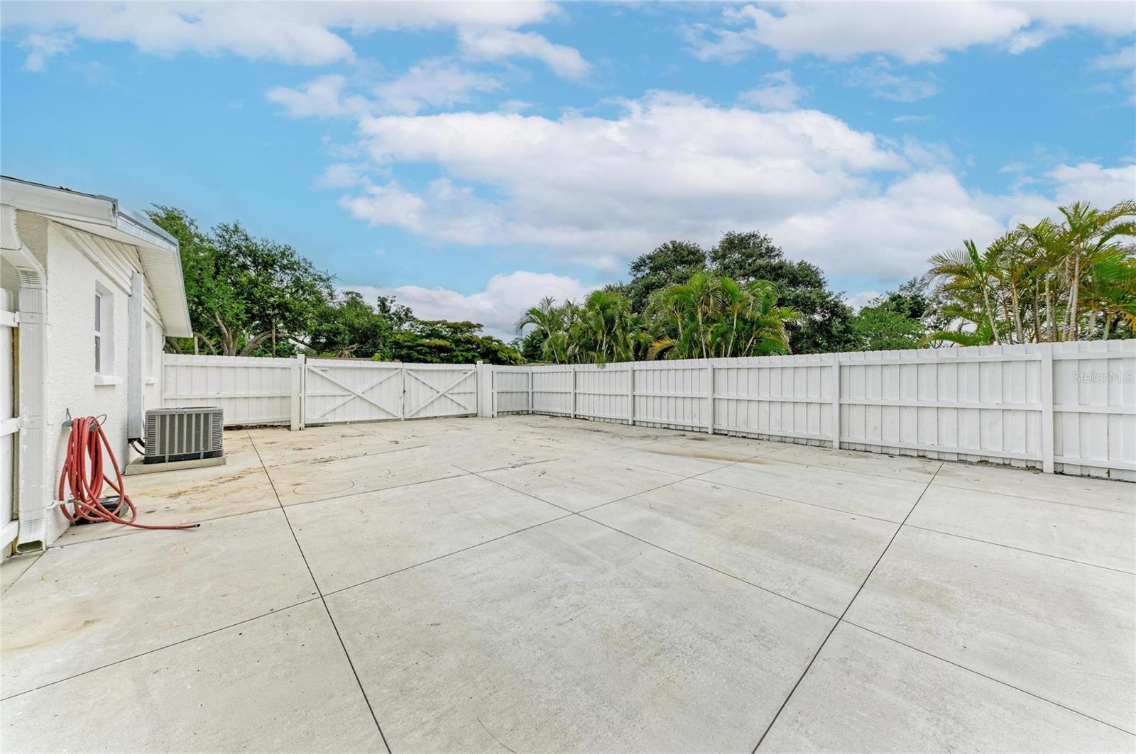 2714 Datura St, Sarasota, FL 34239 — photo 45 of 67