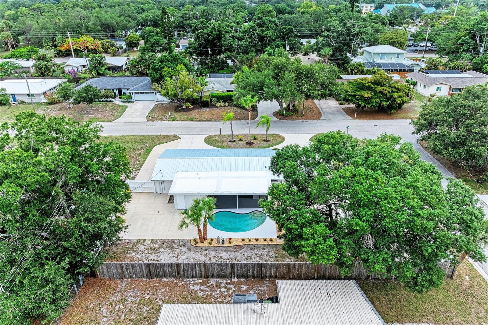 2714 Datura St, Sarasota, FL 34239 — photo 53 of 67