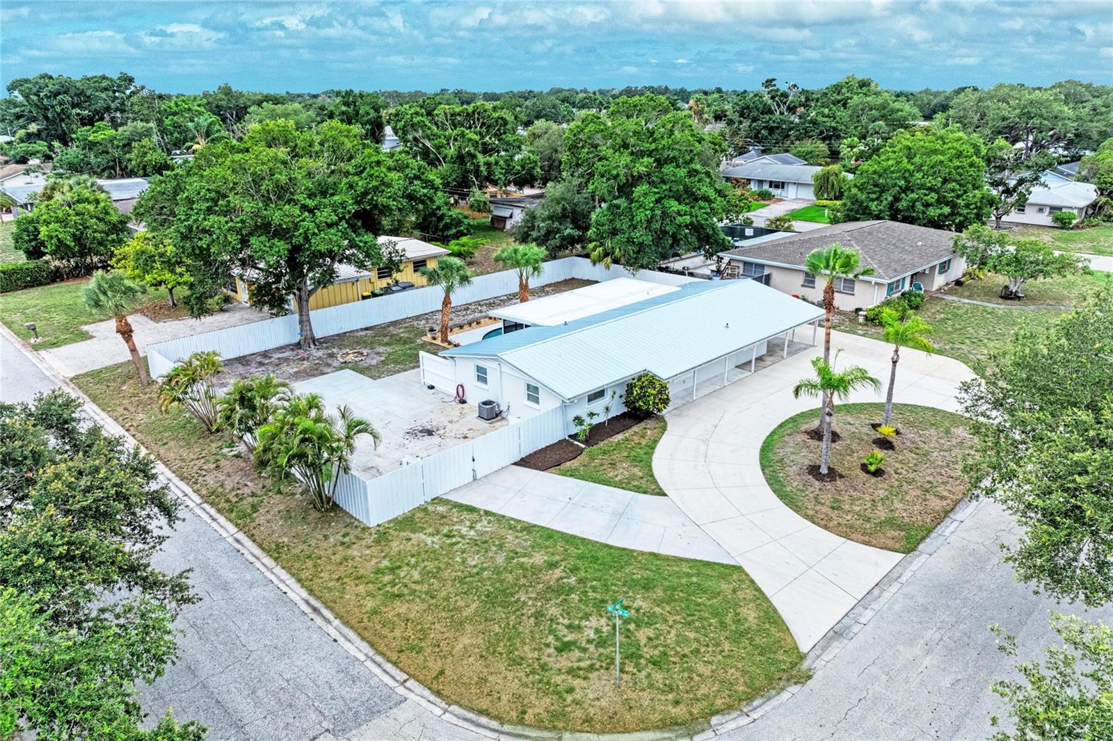 2714 Datura St, Sarasota, FL 34239 — photo 56 of 67