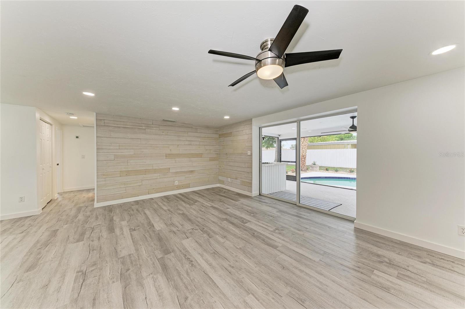 2714 Datura St, Sarasota, FL 34239 — photo 10 of 67