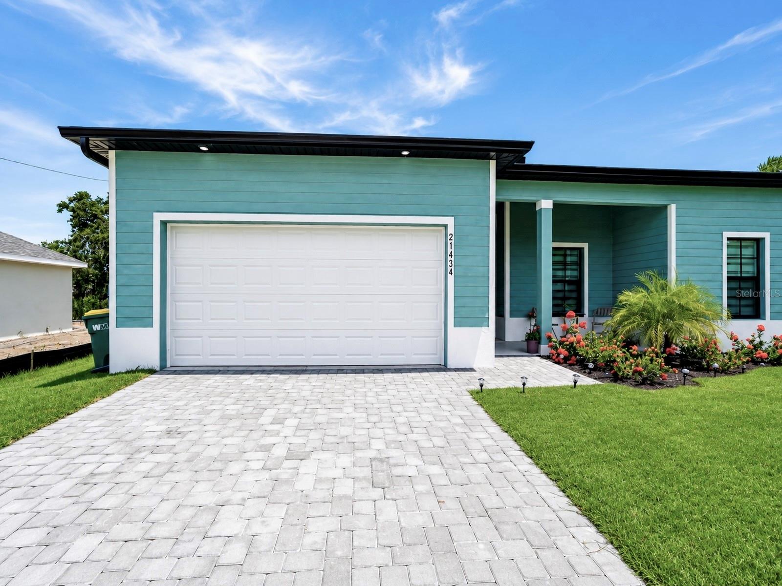 21434 Dekals Ave, Port Charlotte, FL 33952 — photo 2 of 58