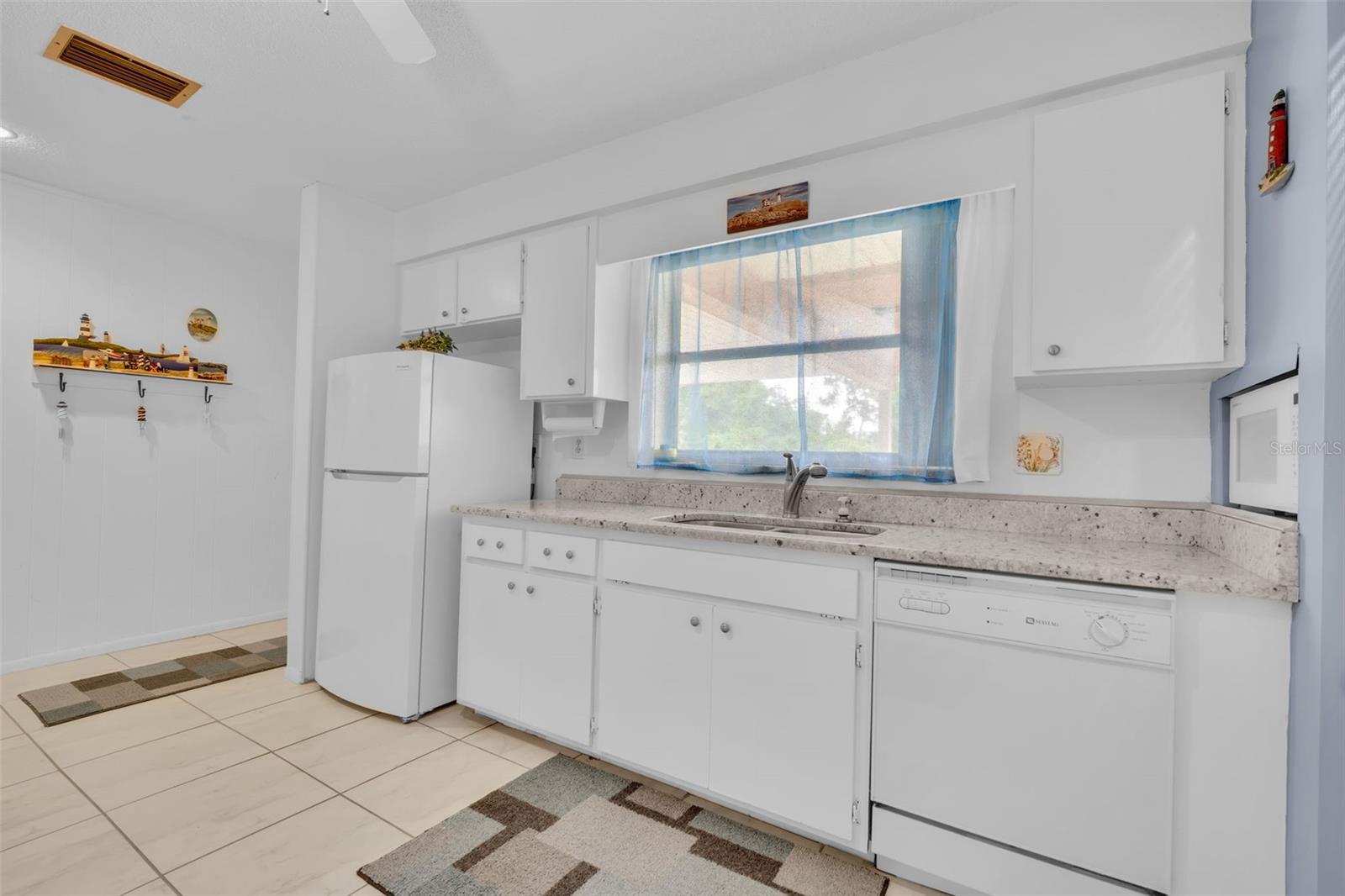 4470 Narraganset Trl #90A, Sarasota, FL 34233 — photo 12 of 40