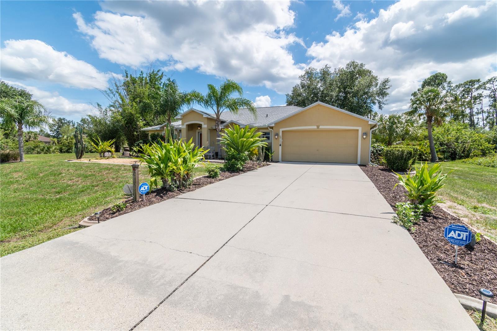 5769 E Price Blvd, North Port, FL 34288 — photo 2 of 58