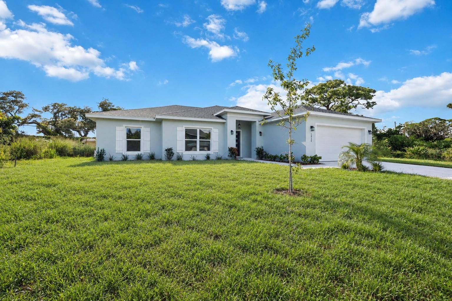 5820 Oxalis Rd, Venice, FL 34293 — photo 2 of 28