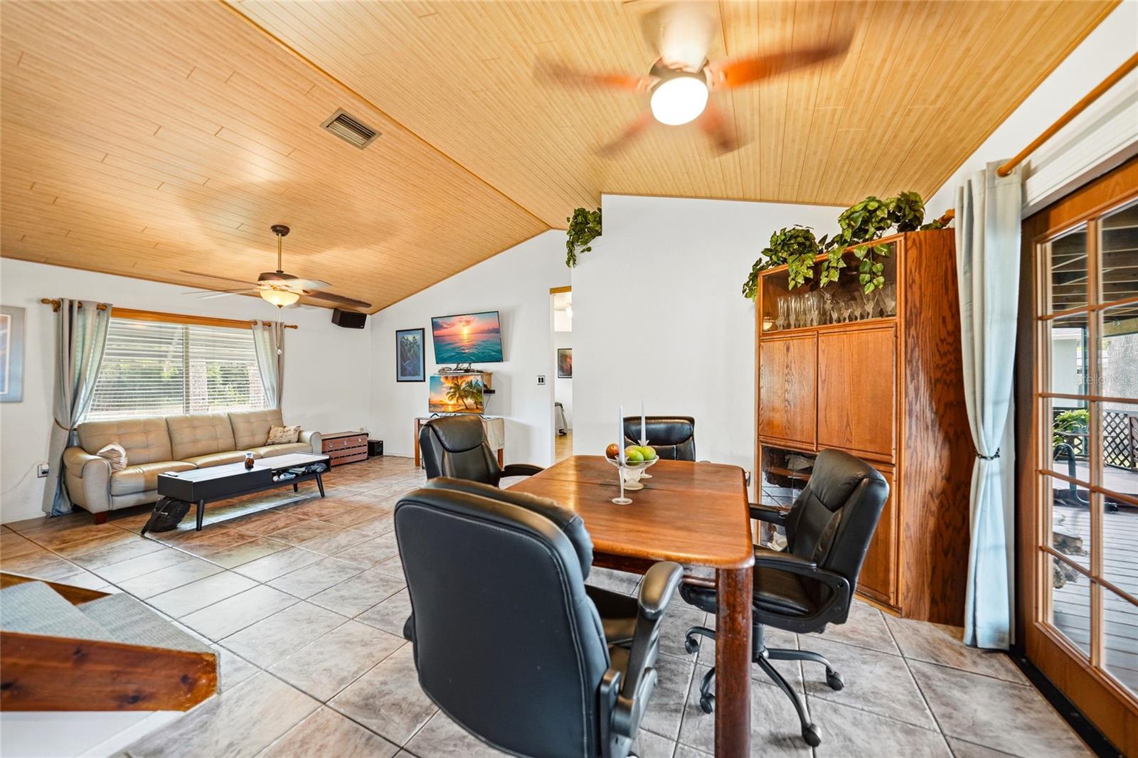 2631 Fiesta Dr, Venice, FL 34293 — photo 11 of 61