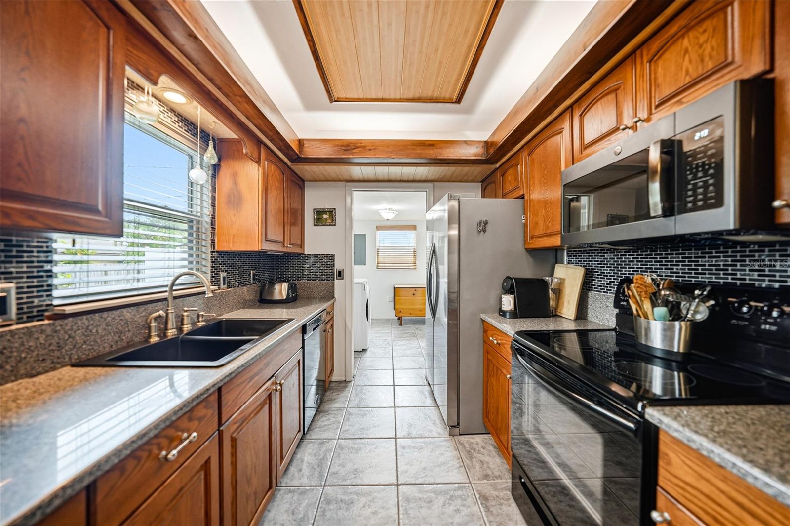 2631 Fiesta Dr, Venice, FL 34293 — photo 12 of 61