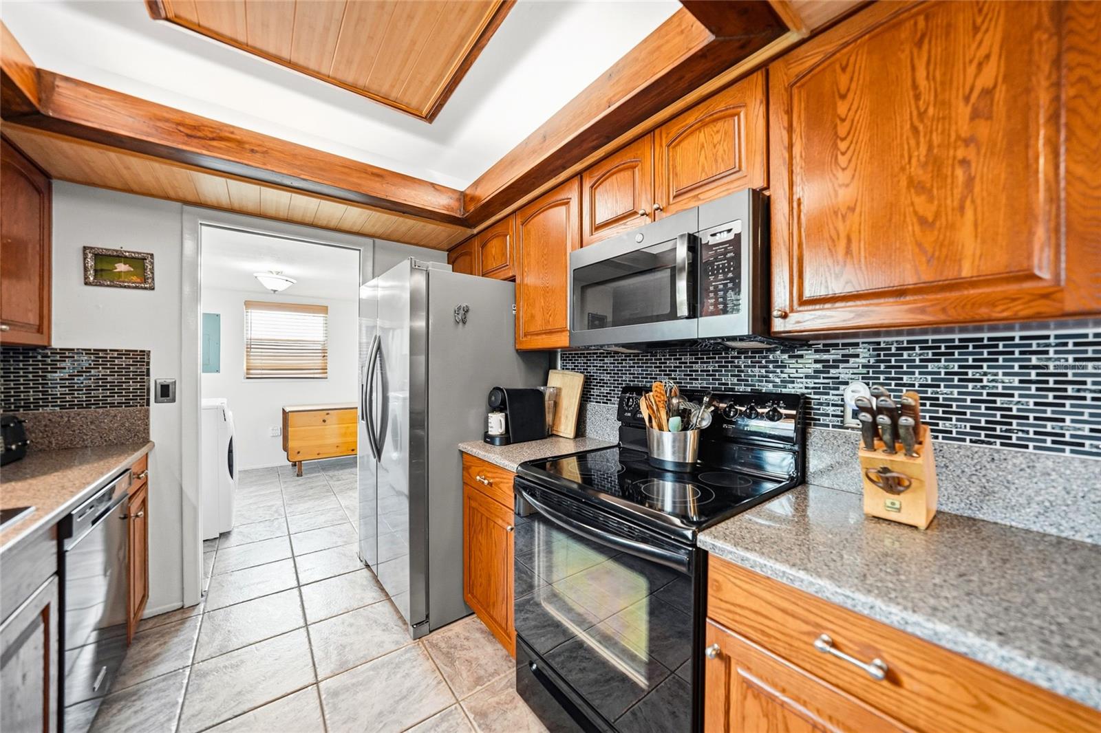 2631 Fiesta Dr, Venice, FL 34293 — photo 14 of 61