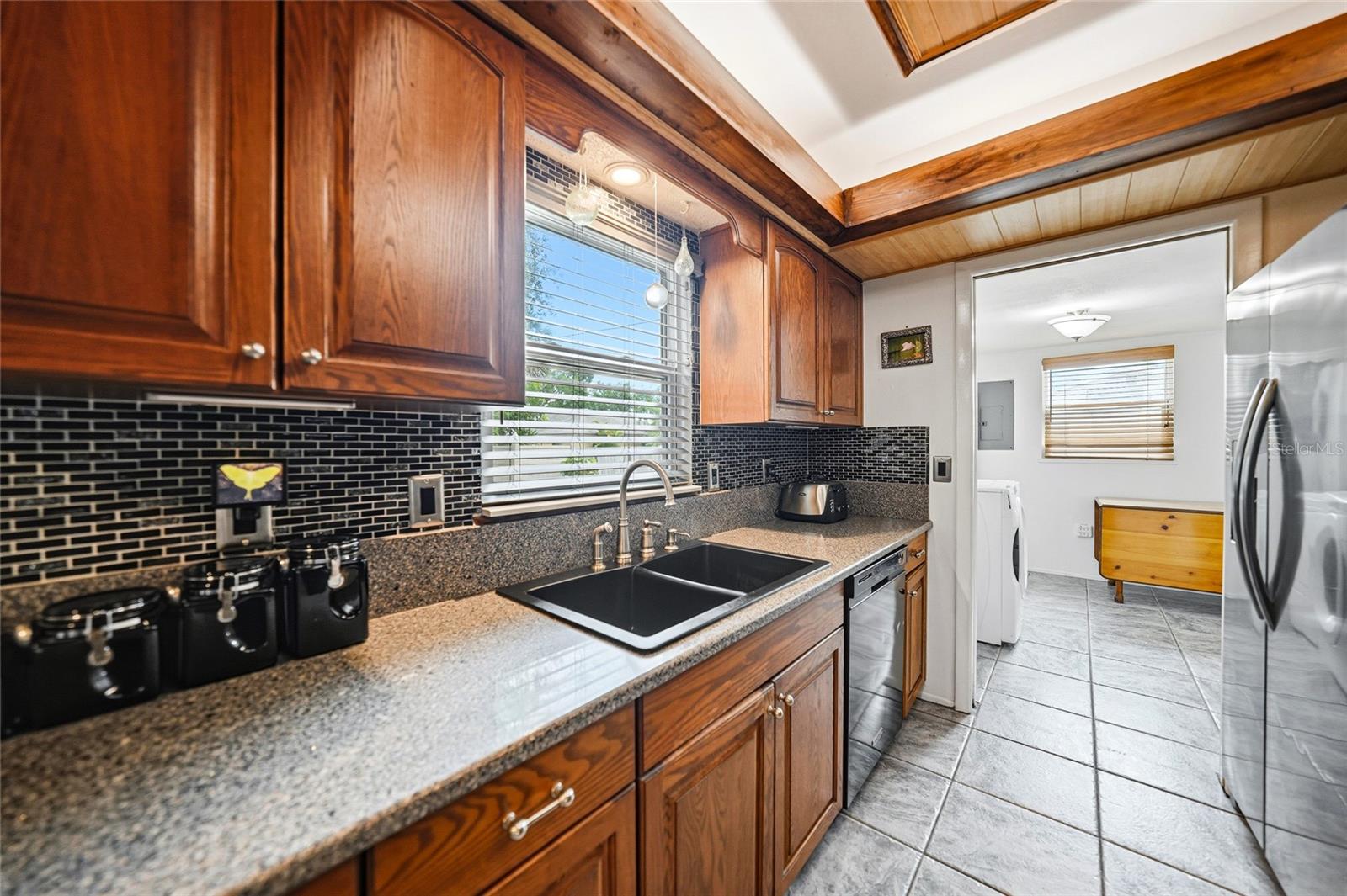 2631 Fiesta Dr, Venice, FL 34293 — photo 15 of 61