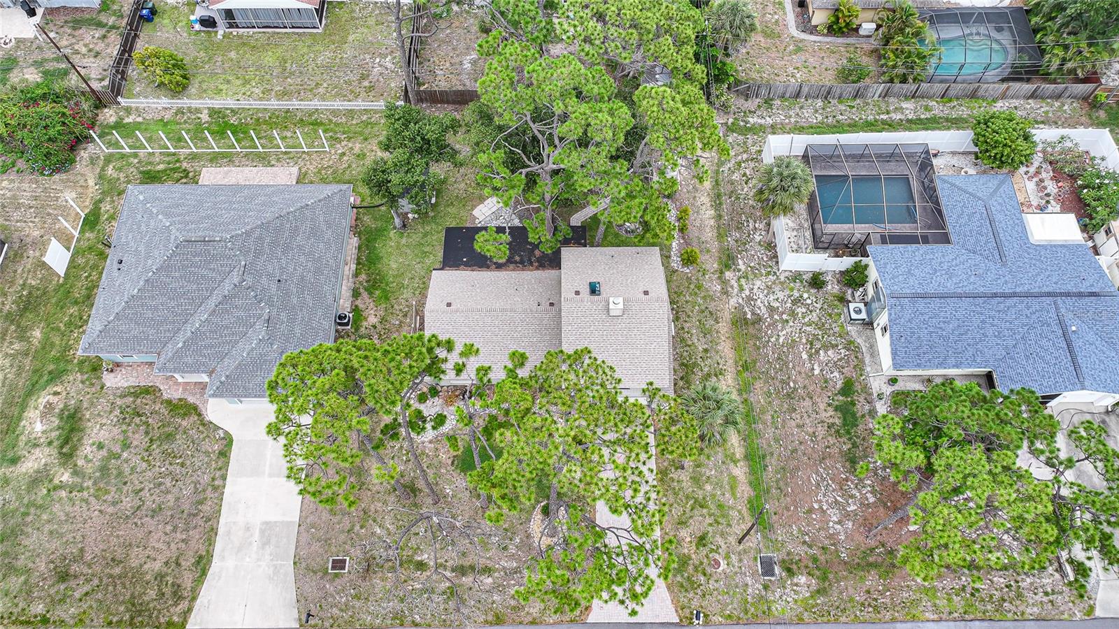 2631 Fiesta Dr, Venice, FL 34293 — photo 42 of 61
