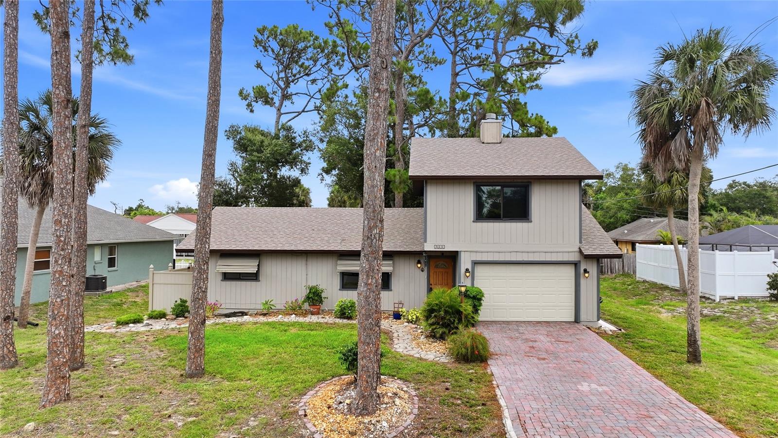 2631 Fiesta Dr, Venice, FL 34293 — photo 47 of 61