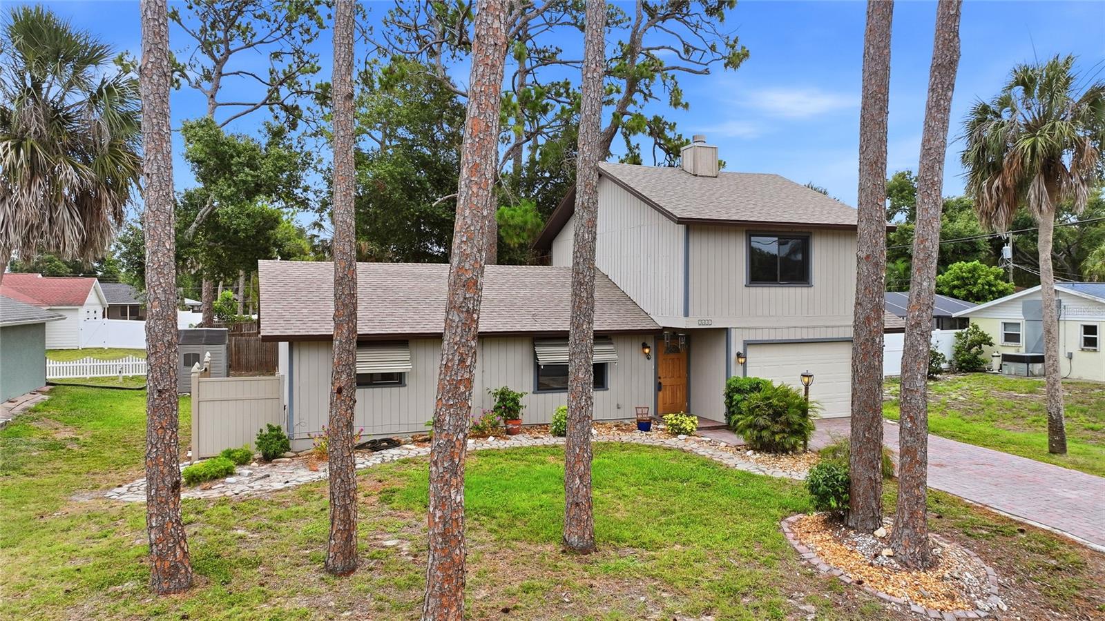 2631 Fiesta Dr, Venice, FL 34293 — photo 48 of 61