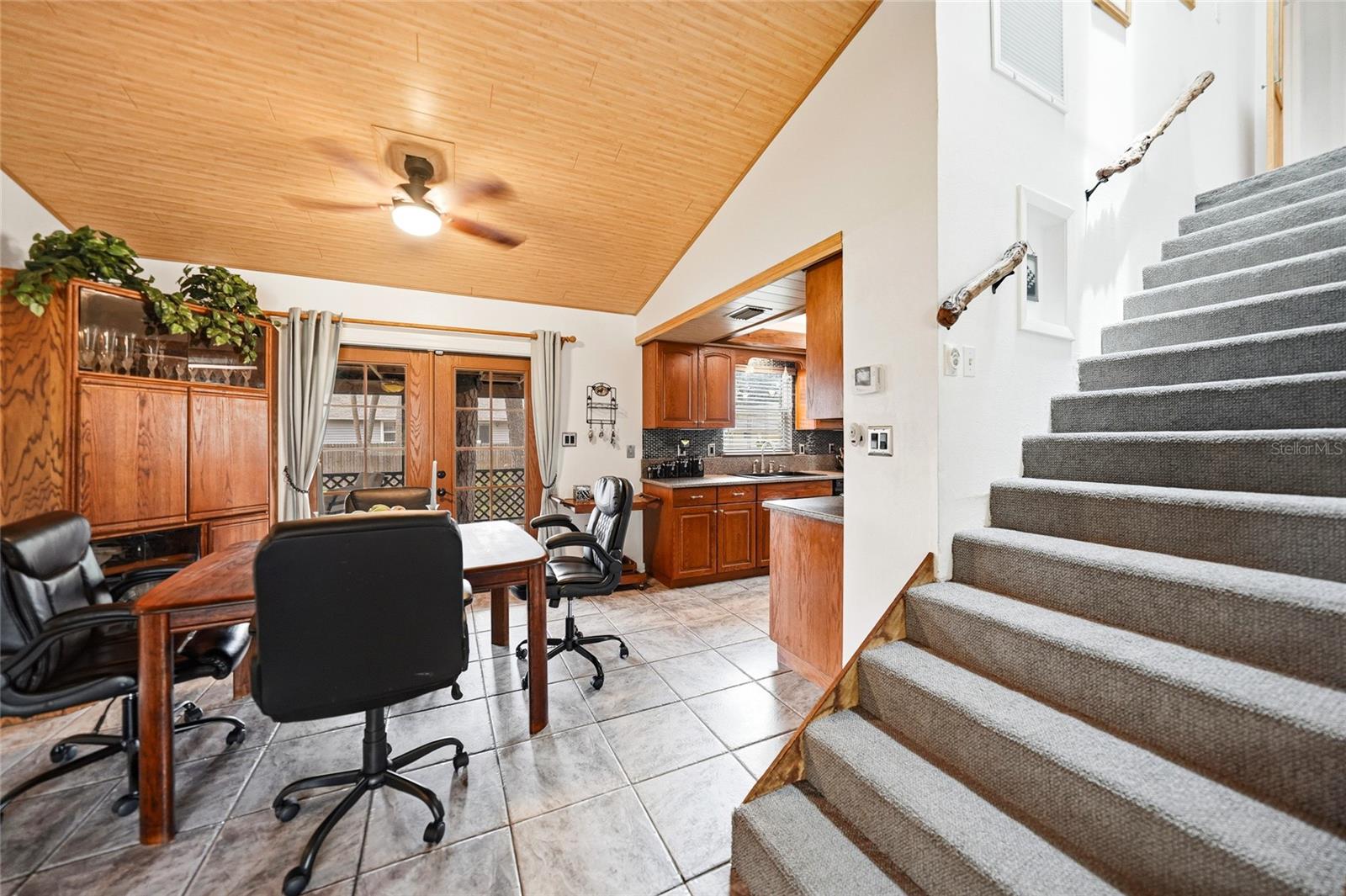 2631 Fiesta Dr, Venice, FL 34293 — photo 10 of 61