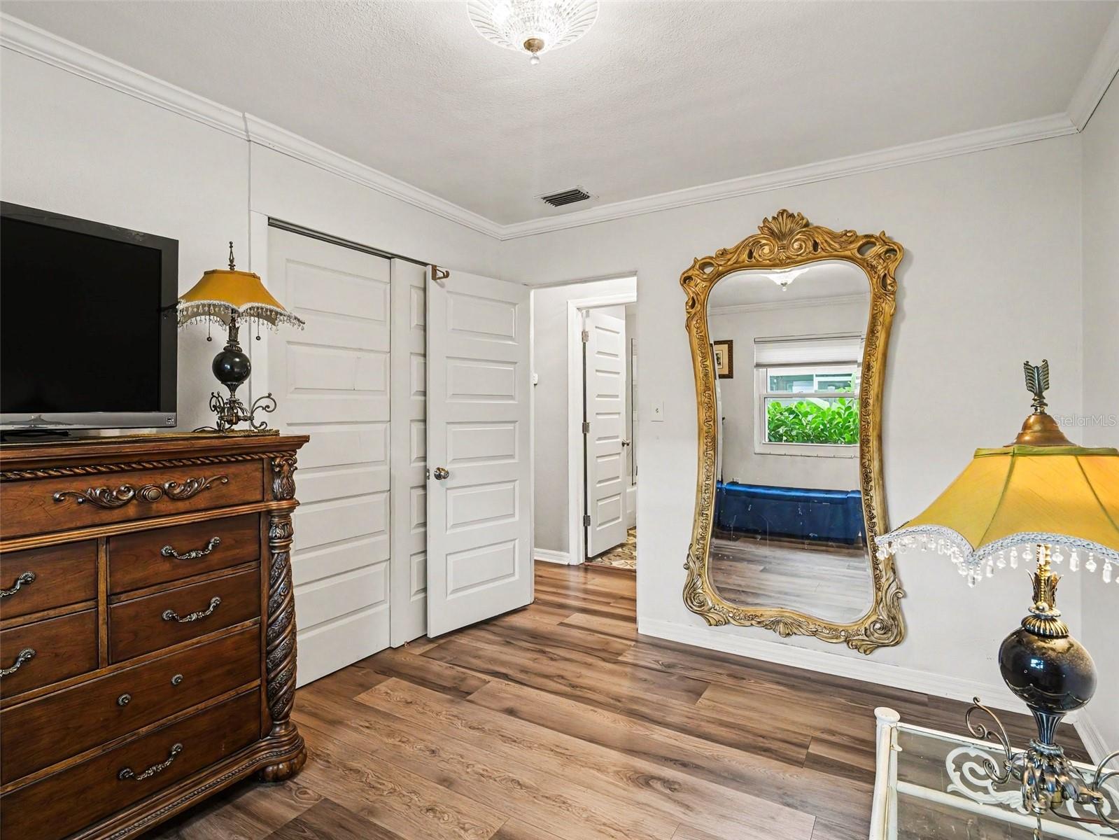 2344 Temple St, Sarasota, FL 34237 — photo 13 of 19