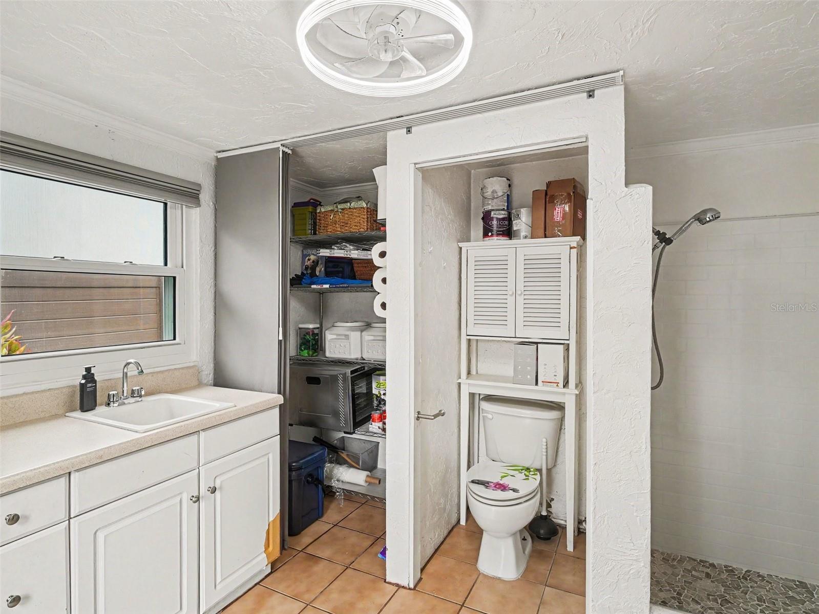 2344 Temple St, Sarasota, FL 34237 — photo 16 of 19