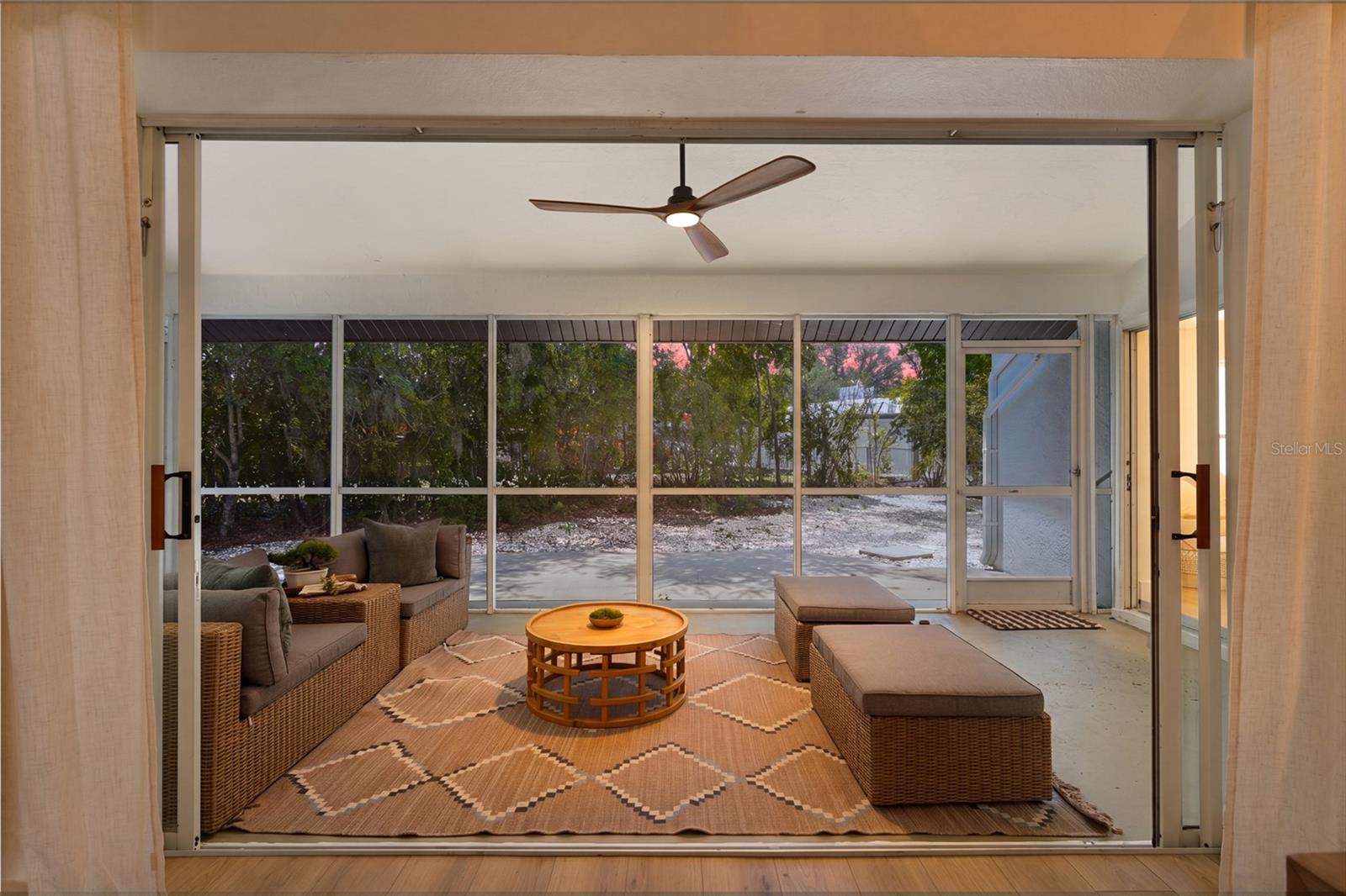 4074 Redbird Cir, Sarasota, FL 34231 — photo 12 of 80