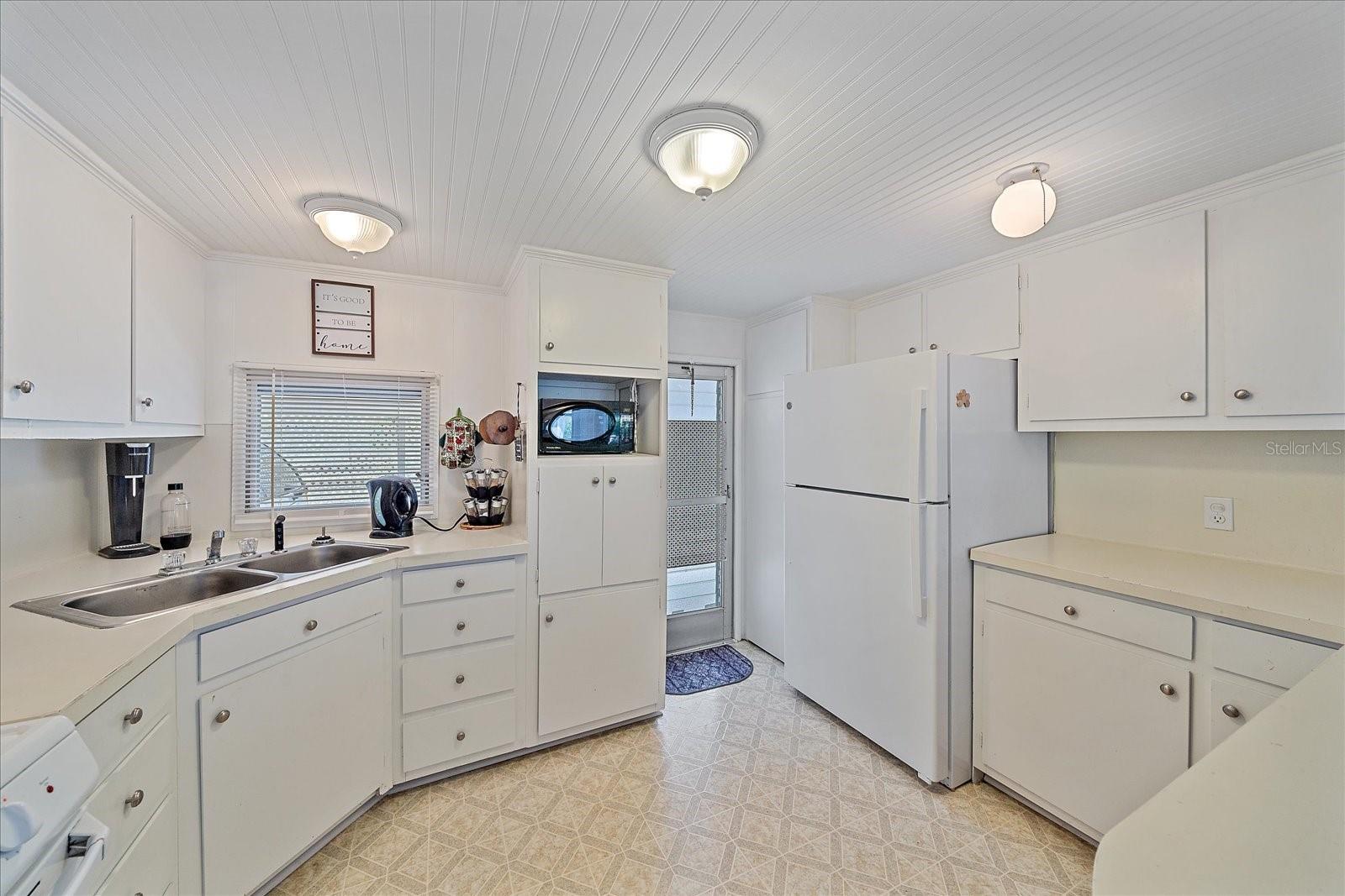 1100 University Pkwy #58, Sarasota, FL 34234 — photo 5 of 47
