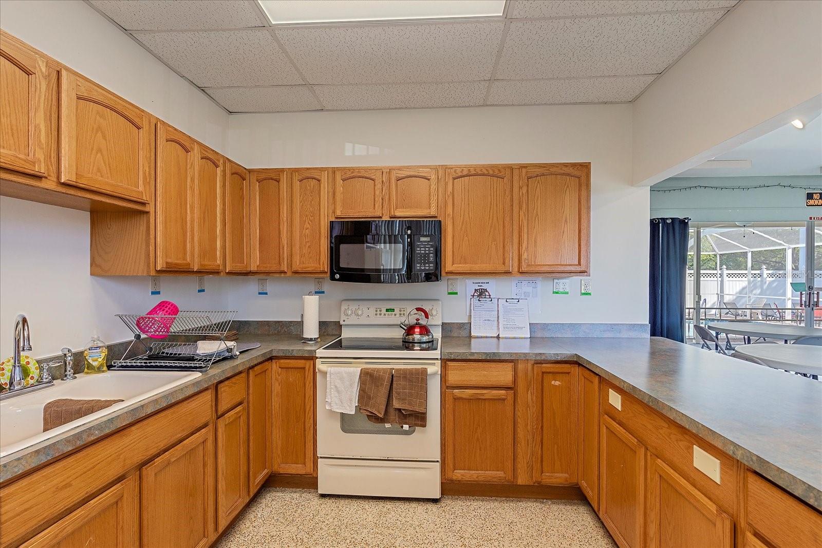 1100 University Pkwy #58, Sarasota, FL 34234 — photo 44 of 47