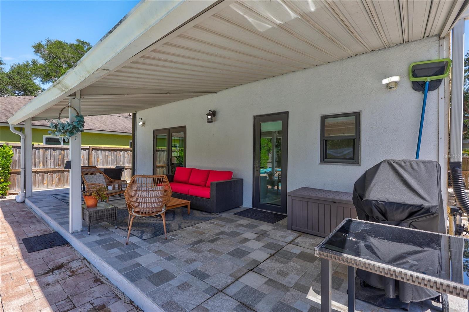 2437 Floyd St, Sarasota, FL 34239 — photo 30 of 50