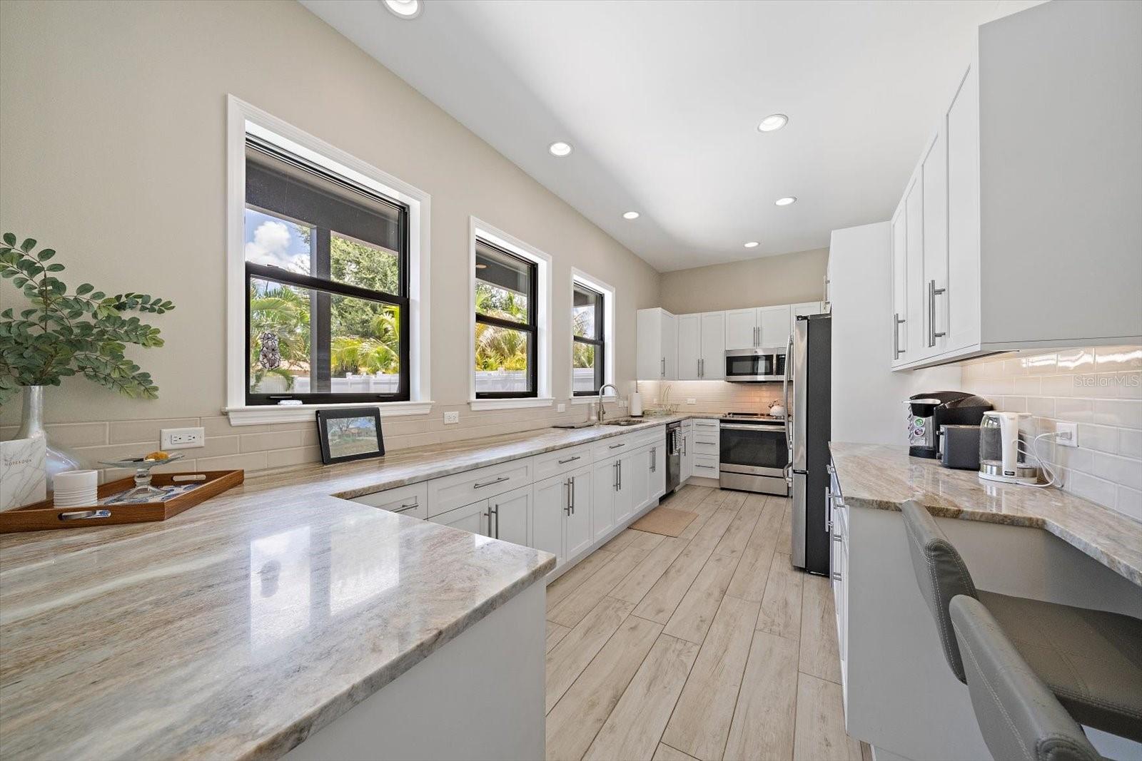 1905 Tulip Dr, Sarasota, FL 34239 — photo 16 of 46