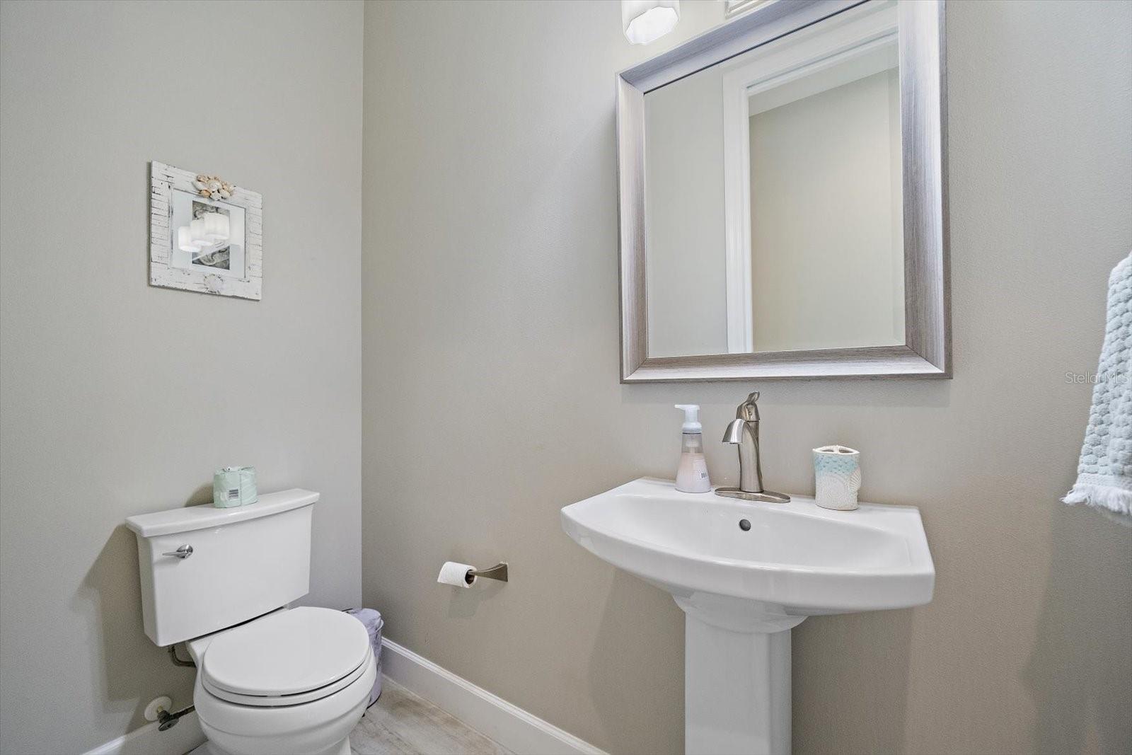 1905 Tulip Dr, Sarasota, FL 34239 — photo 39 of 46