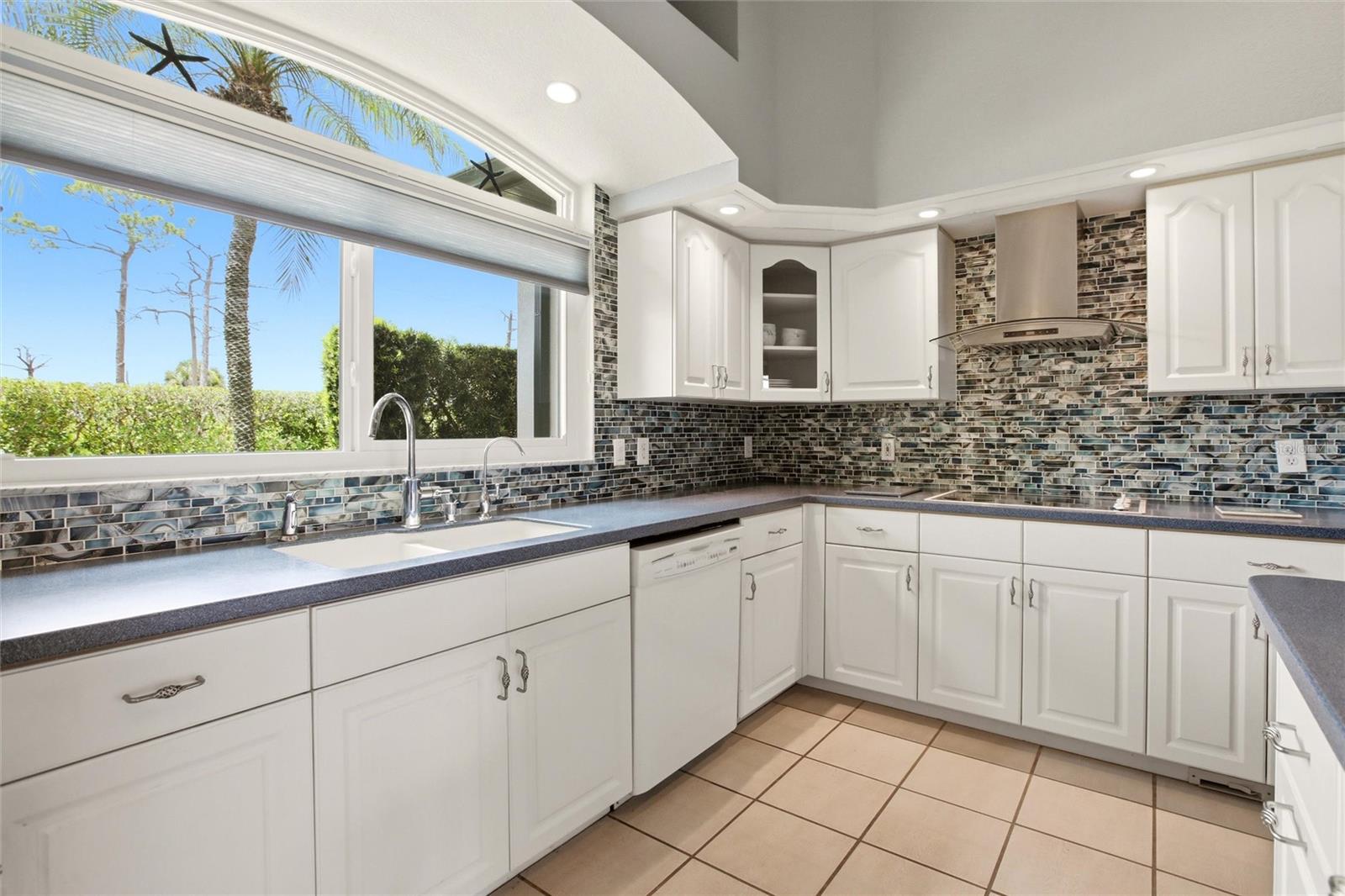 7100 San Casa Dr, Englewood, FL 34224 — photo 16 of 61