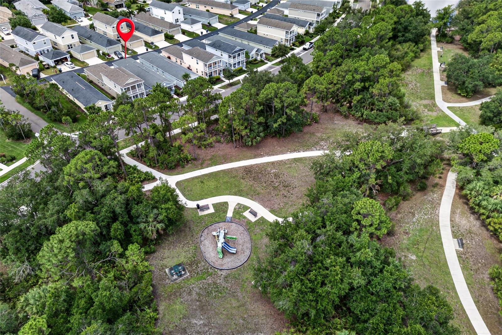 12666 Shimmering Oak Cir, Venice, FL 34293 — photo 14 of 57