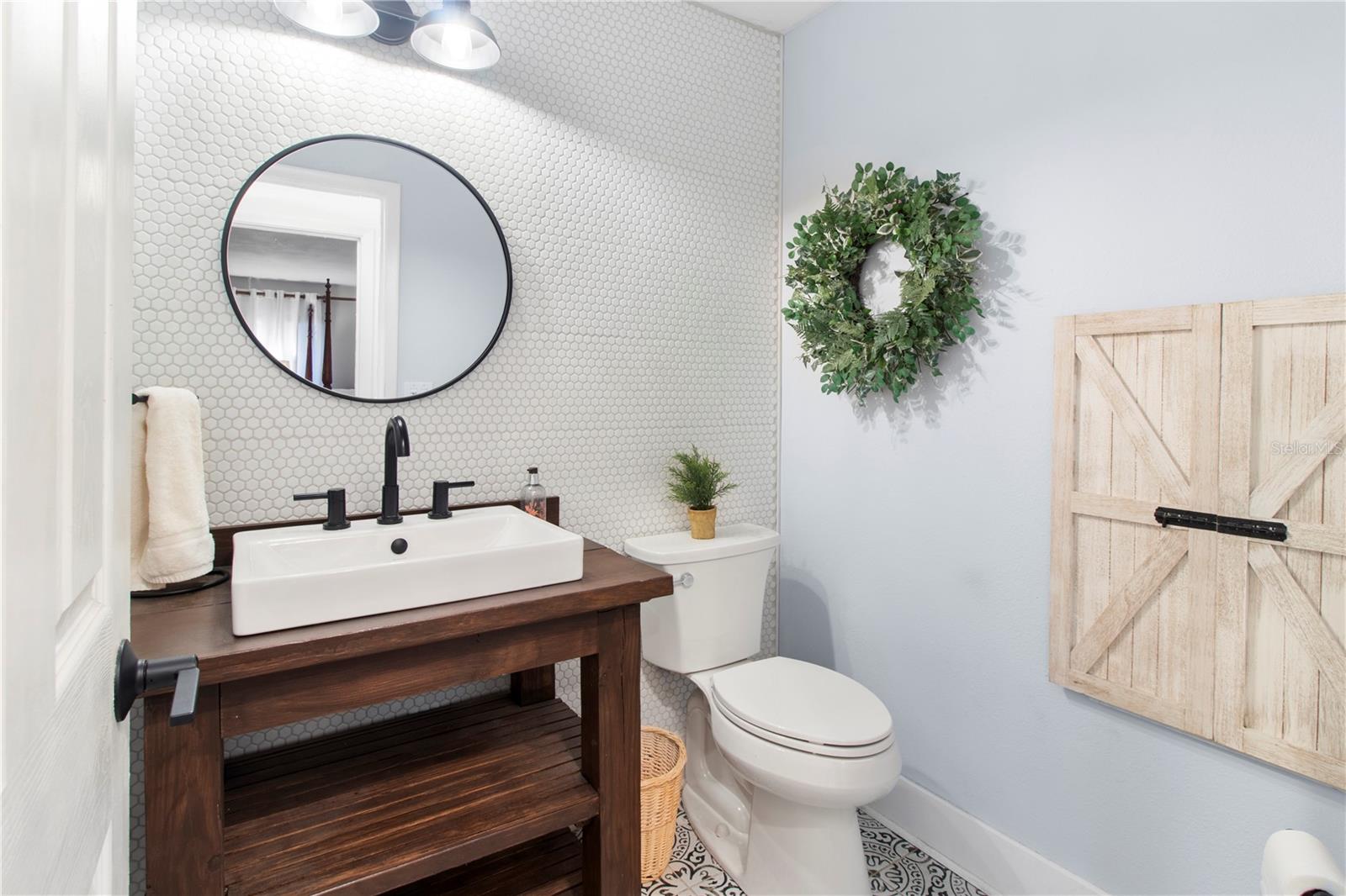 1279 Cornish Ct, Sarasota, FL 34232 — photo 14 of 25