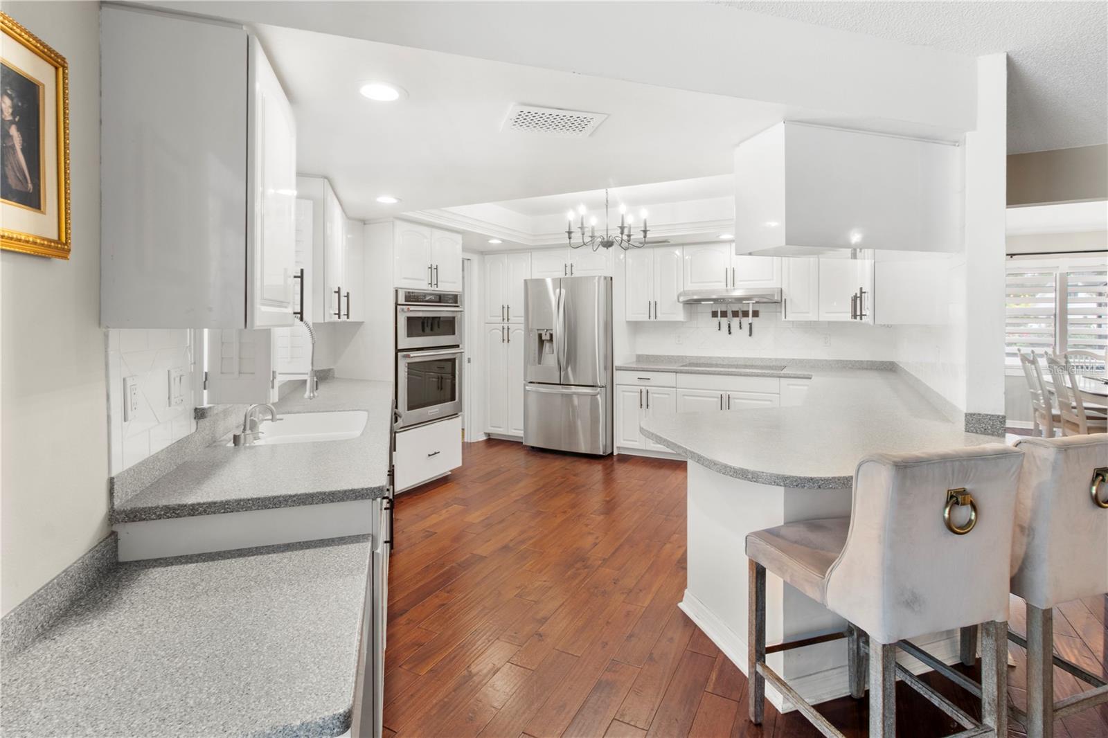 1279 Cornish Ct, Sarasota, FL 34232 — photo 8 of 25