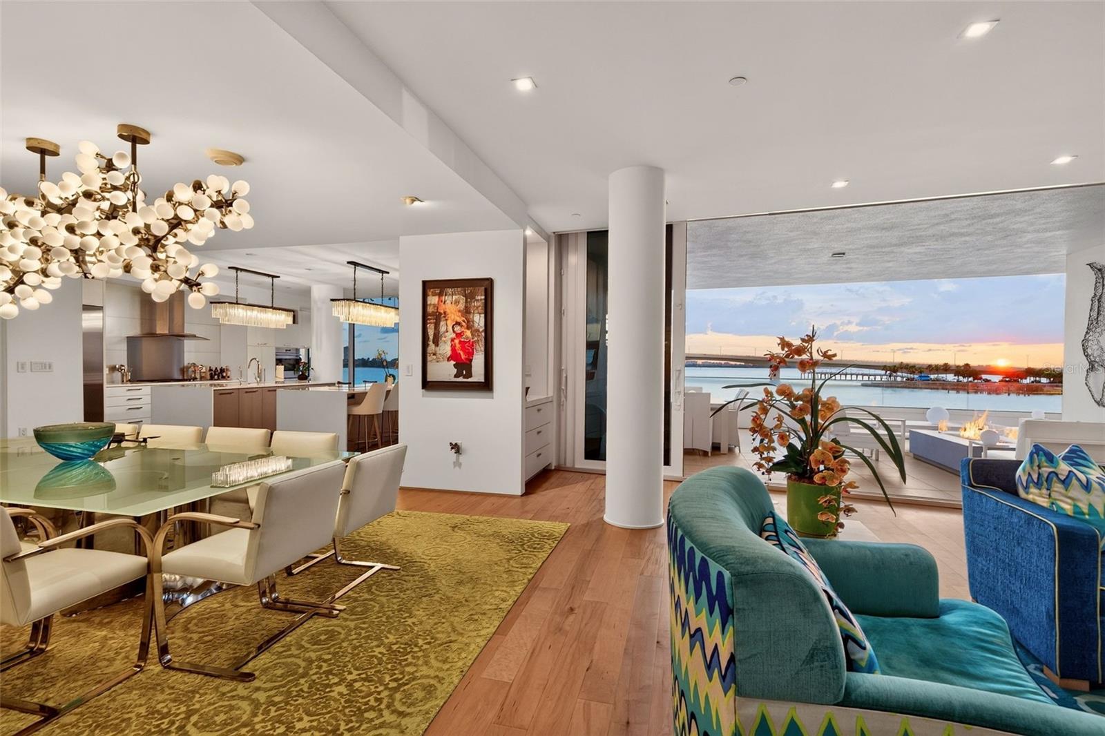 280 Golden Gate Pt #300, Sarasota, FL 34236 — photo 22 of 99