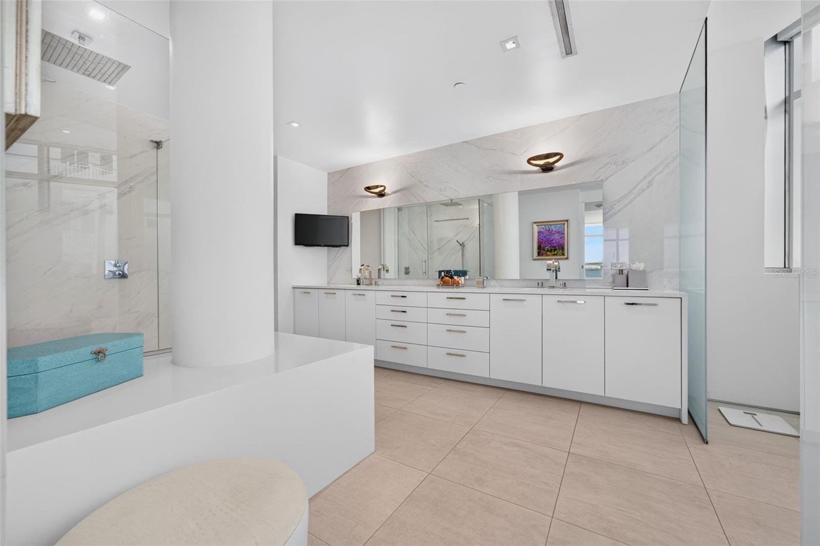280 Golden Gate Pt #300, Sarasota, FL 34236 — photo 48 of 99