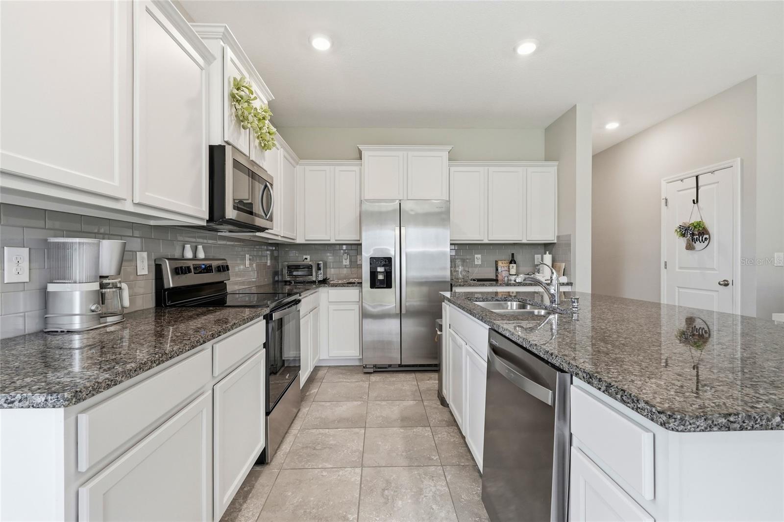 6537 Serenity Fall Ln, Sarasota, FL 34240 — photo 18 of 57
