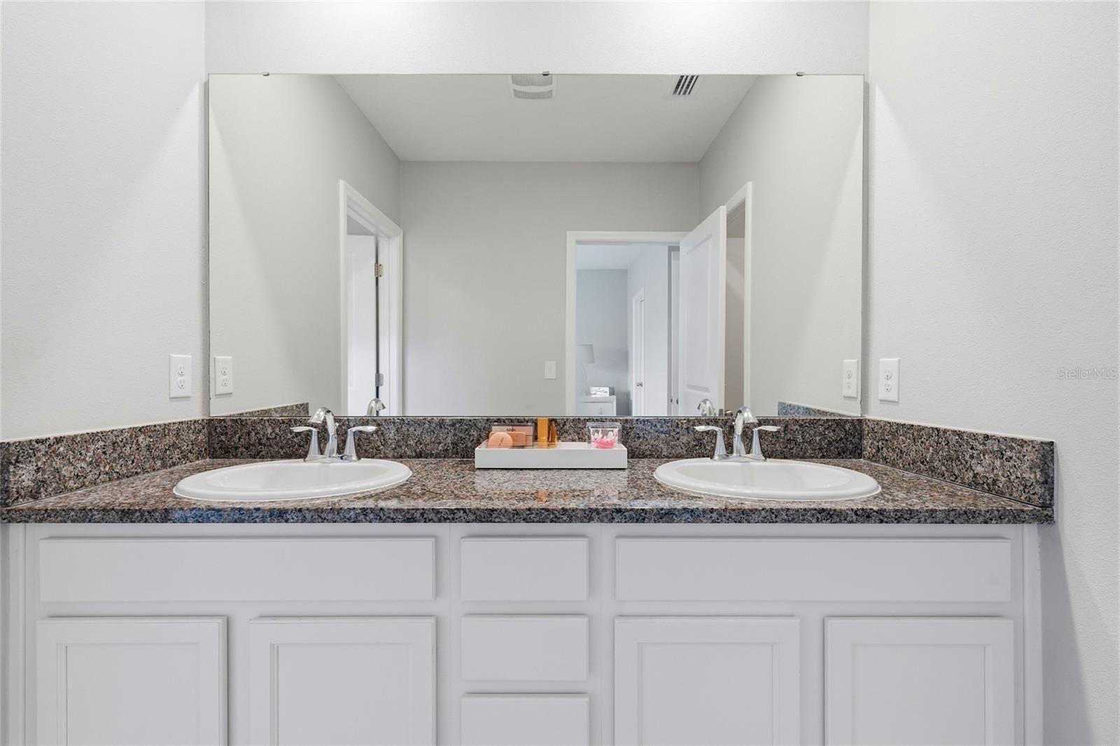 6537 Serenity Fall Ln, Sarasota, FL 34240 — photo 29 of 57